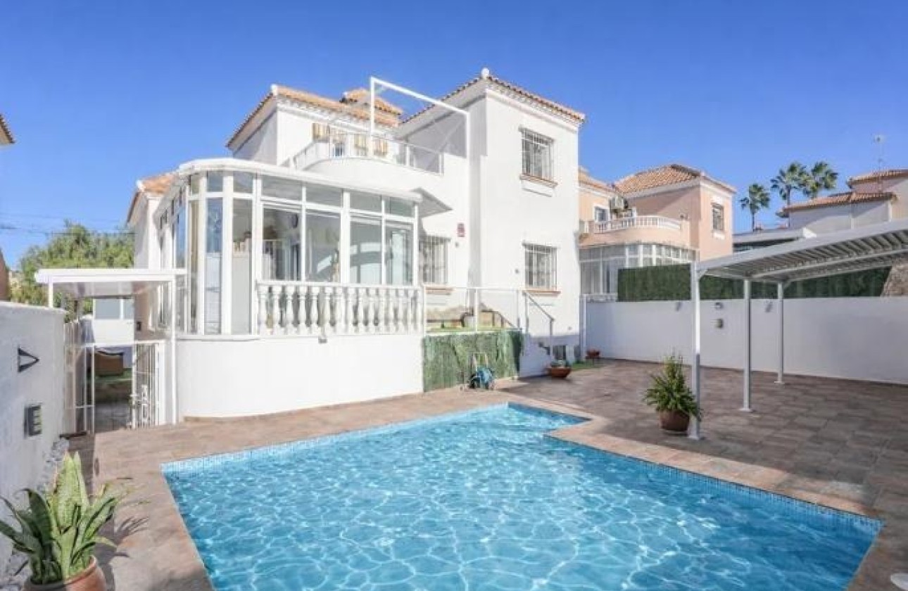 Wiederverkauf - Freistehende Villa -
Orihuela Costa
