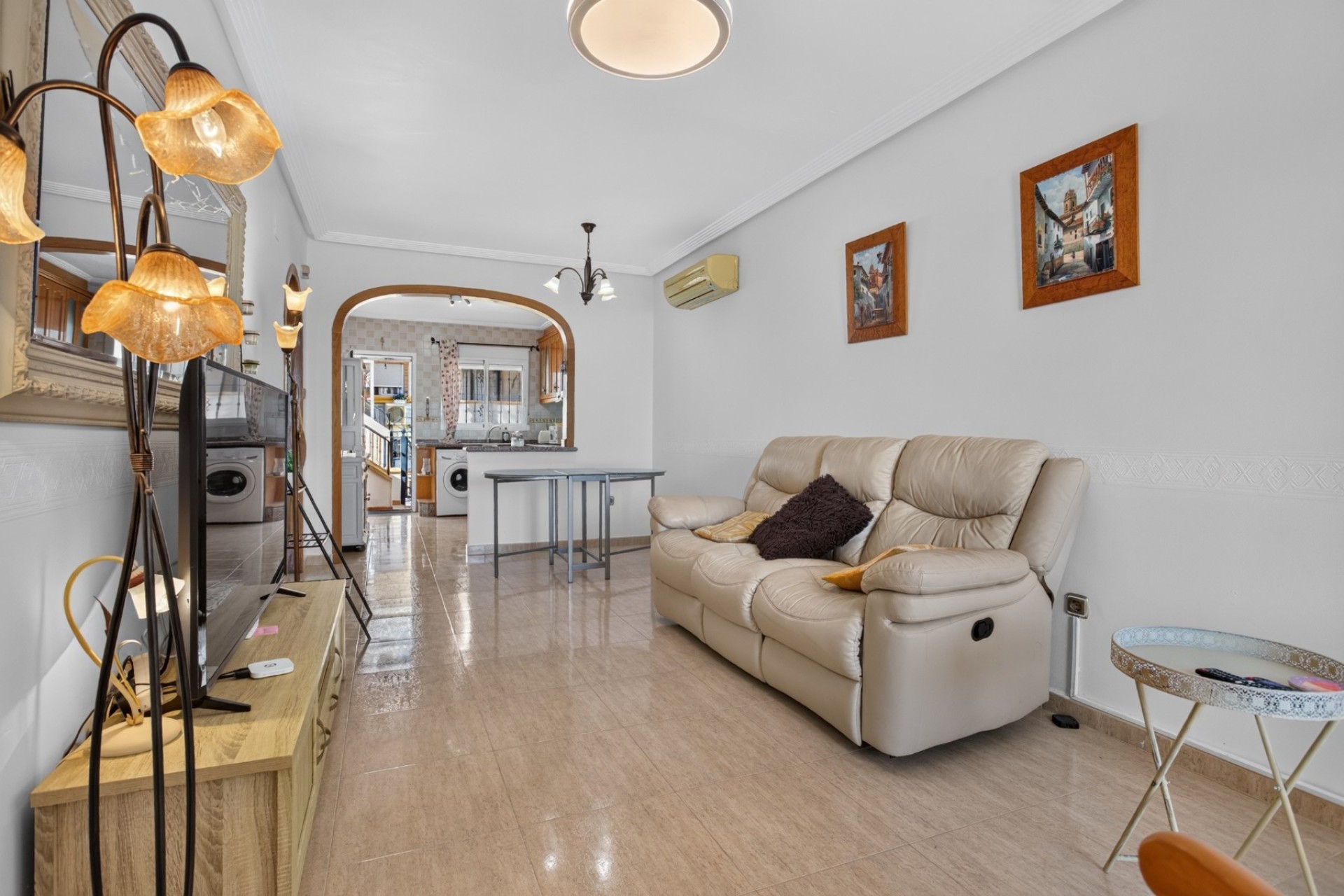 Wiederverkauf - Freistehende Villa -
Orihuela Costa