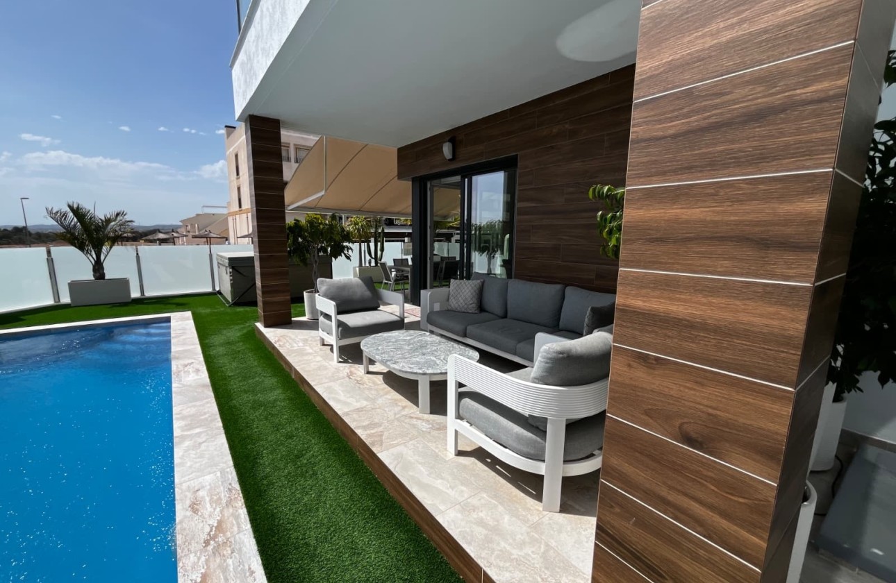 Wiederverkauf - Freistehende Villa -
Orihuela - Entre Naranjos Vistabella Golf
