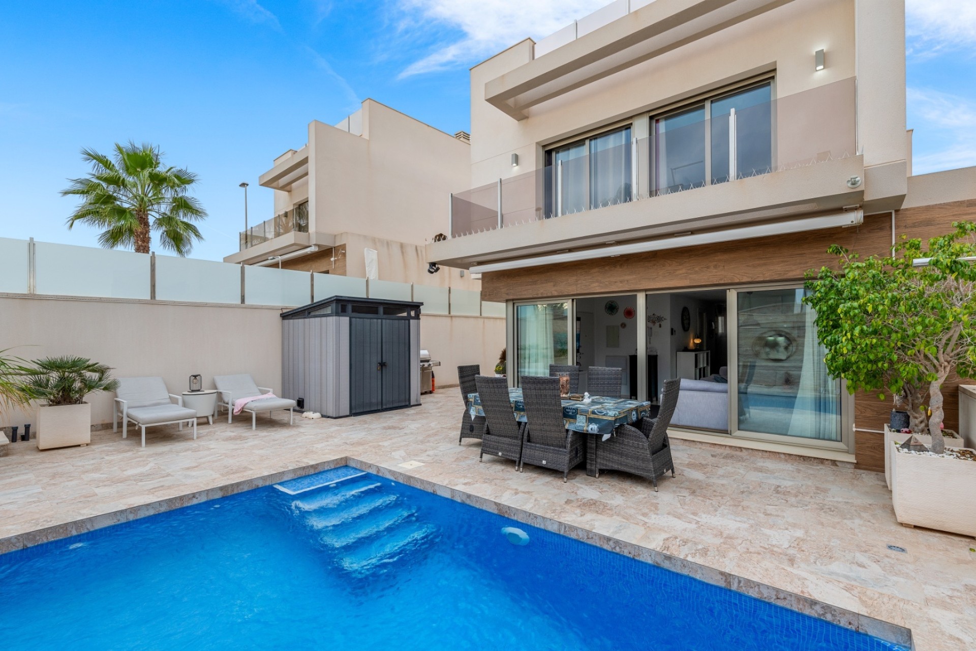 Wiederverkauf - Freistehende Villa -
Orihuela - Villamartin