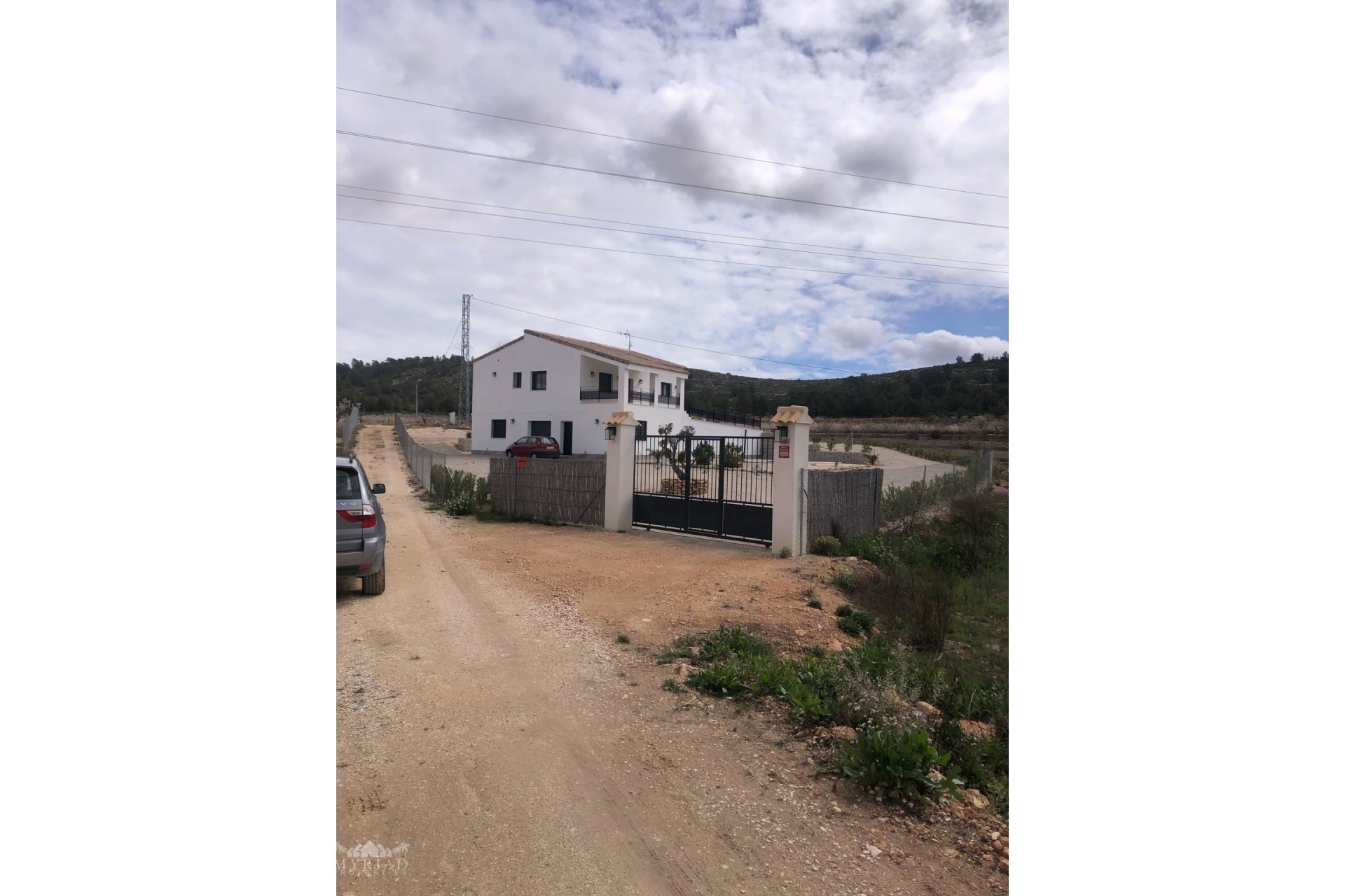 Wiederverkauf - Freistehende Villa -
Pinoso - Pinoso Alicante