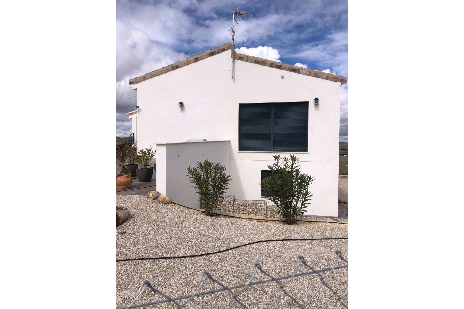 Wiederverkauf - Freistehende Villa -
Pinoso - Pinoso Alicante