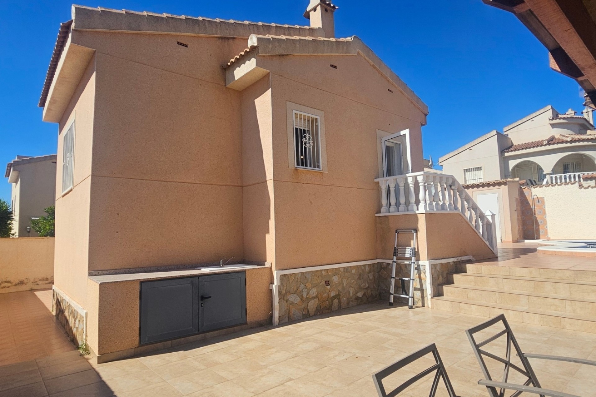 Wiederverkauf - Freistehende Villa -
Rojales - Benimar
