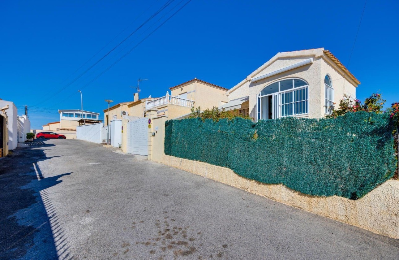 Wiederverkauf - Freistehende Villa -
San Fulgencio - La Marina
