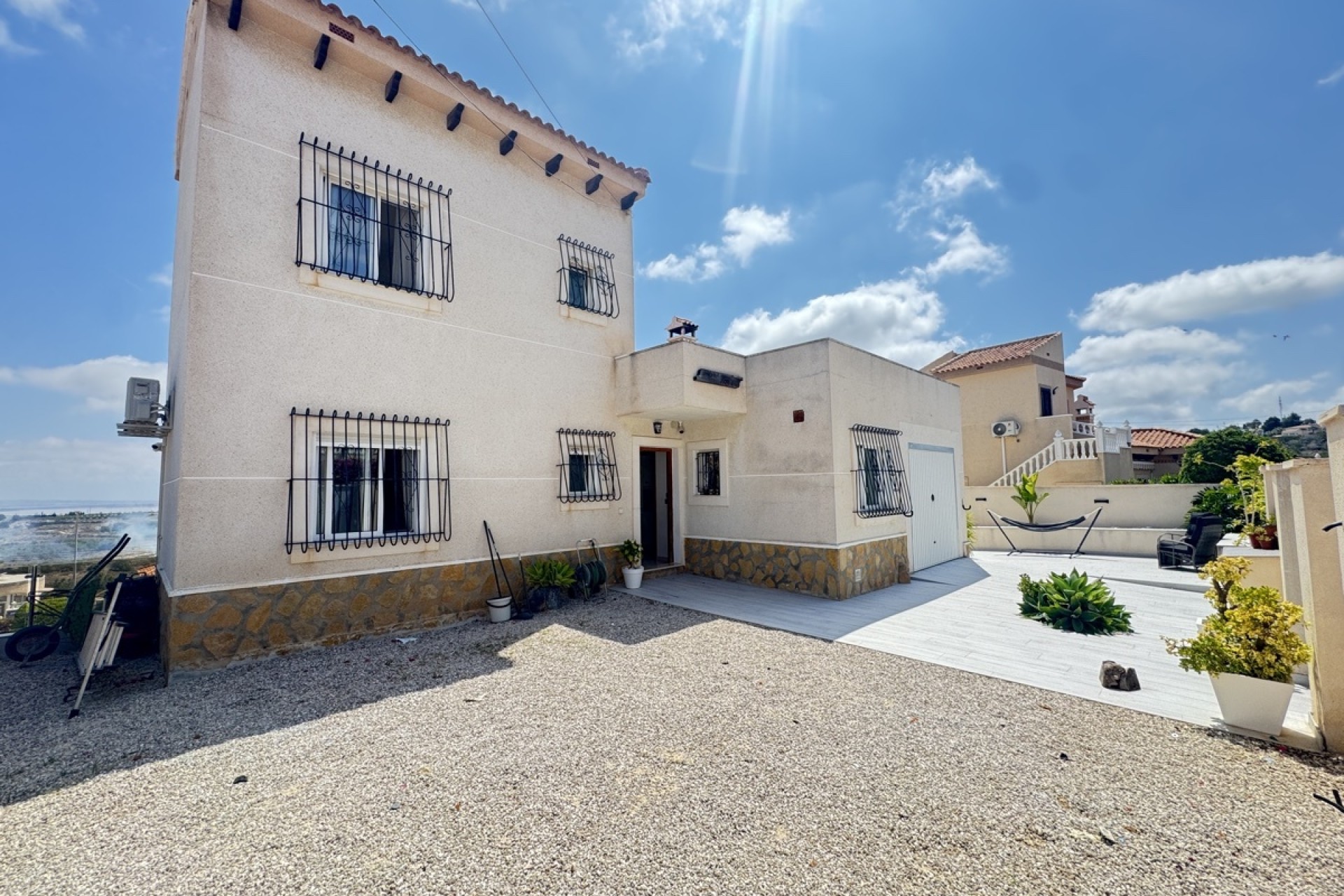 Wiederverkauf - Freistehende Villa -
San Miguel de Salinas