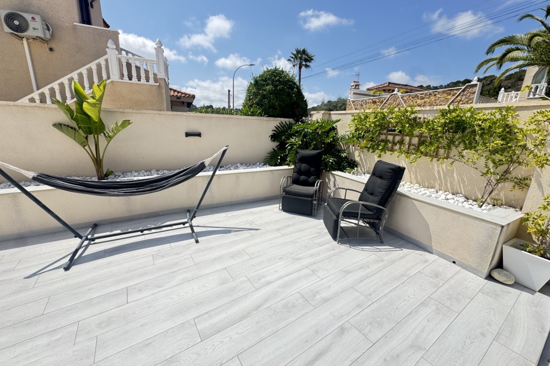 Wiederverkauf - Freistehende Villa -
San Miguel de Salinas