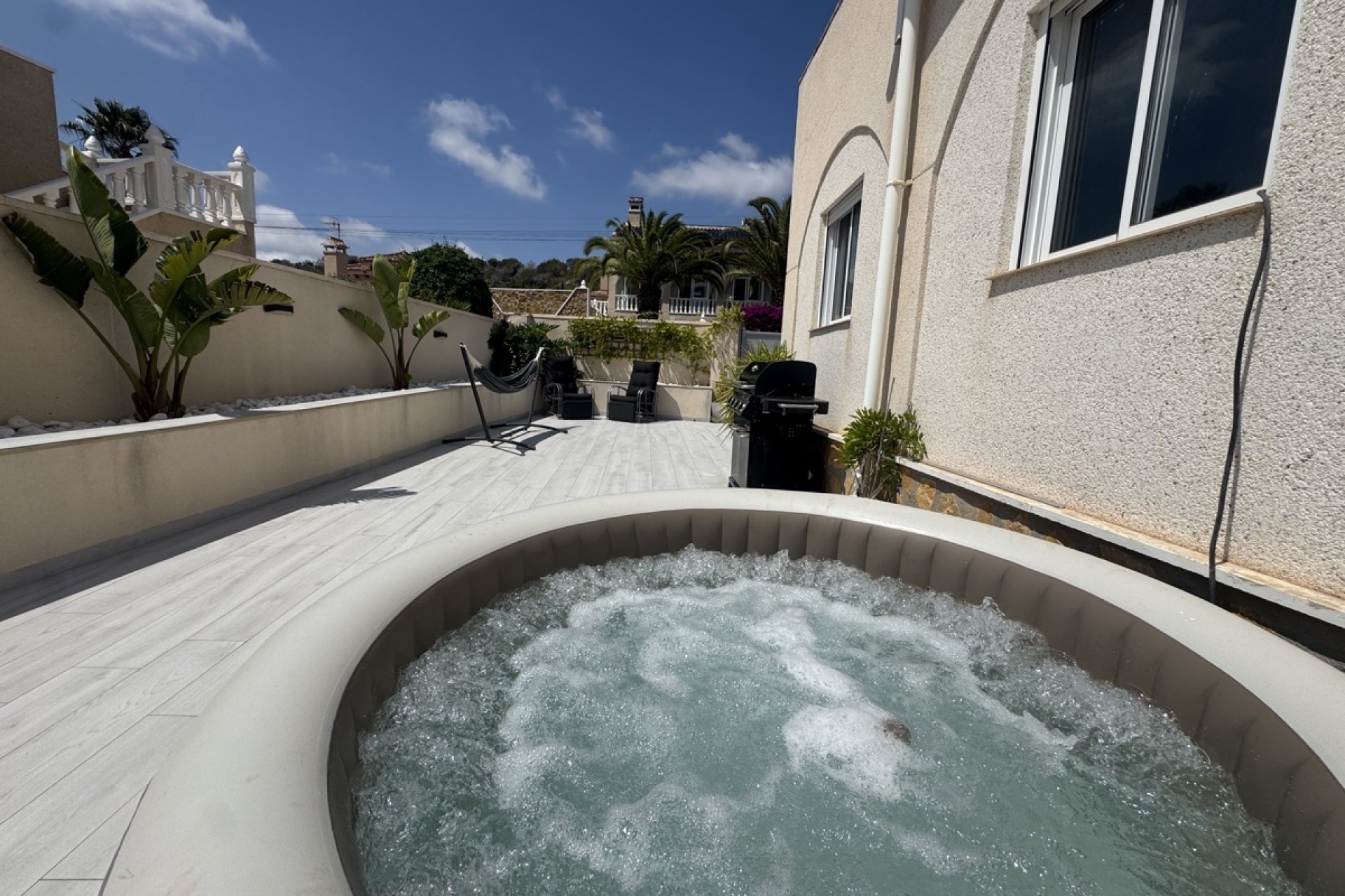 Wiederverkauf - Freistehende Villa -
San Miguel de Salinas