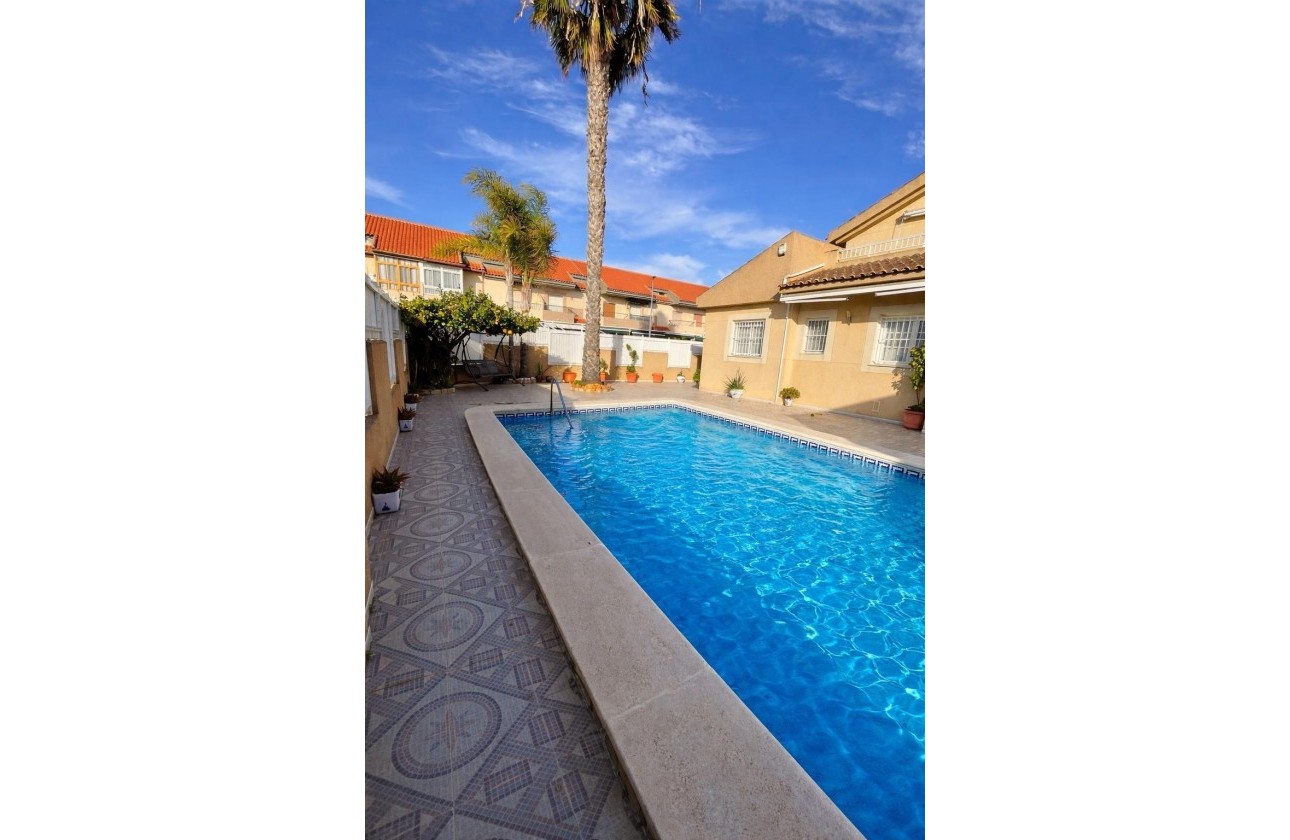 Wiederverkauf - Freistehende Villa -
Santiago de la ribera - Santiago de la Ribera