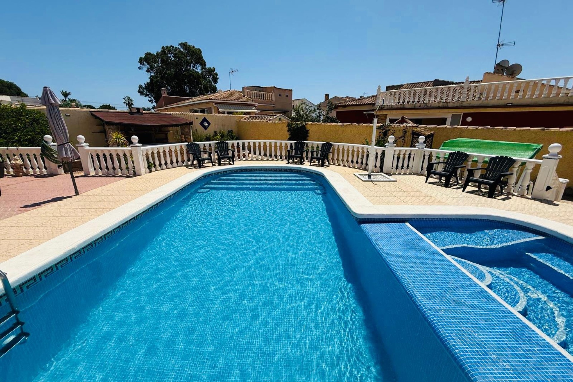 Wiederverkauf - Freistehende Villa -
Torrevieja - 0