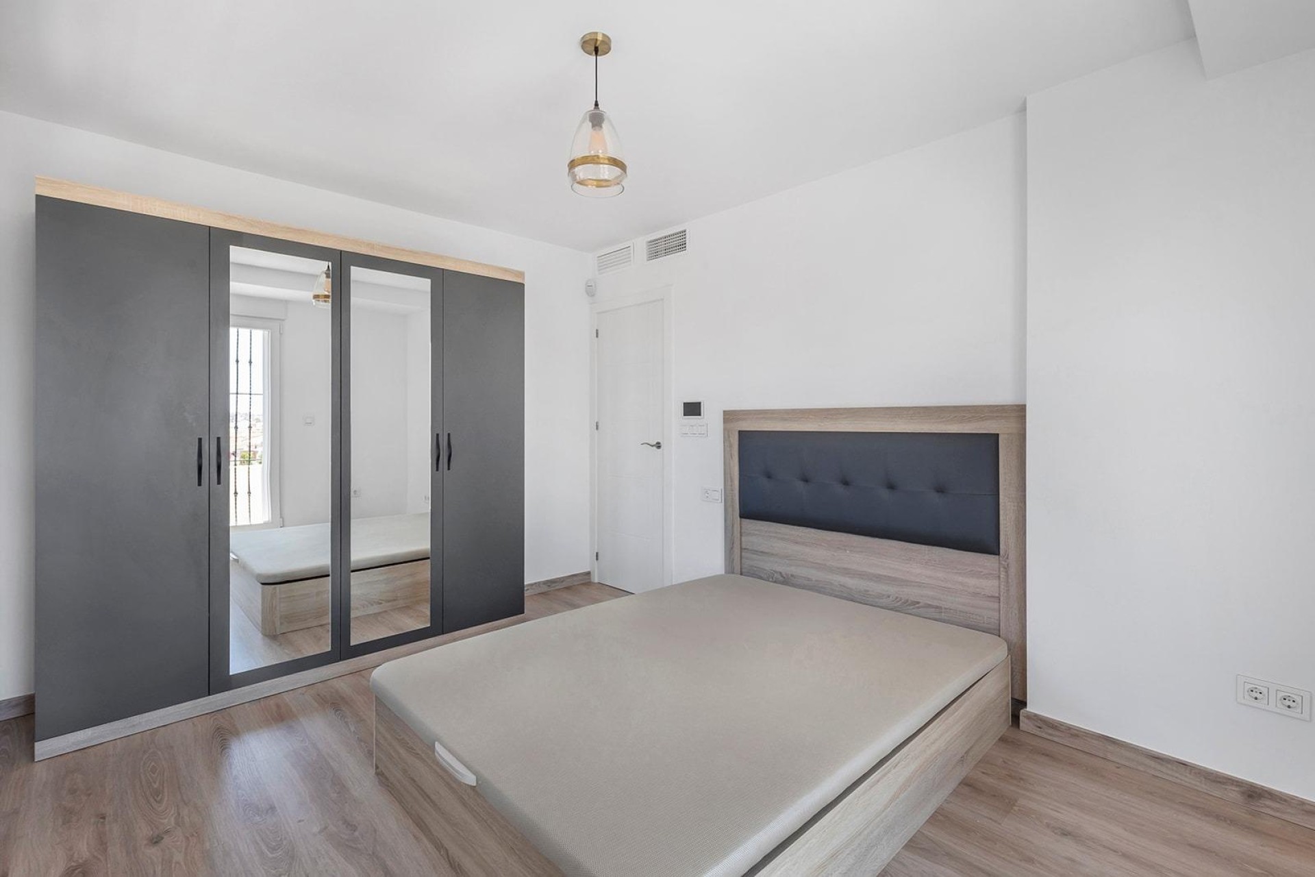 Wiederverkauf - Freistehende Villa -
Torrevieja - Aguas Nuevas