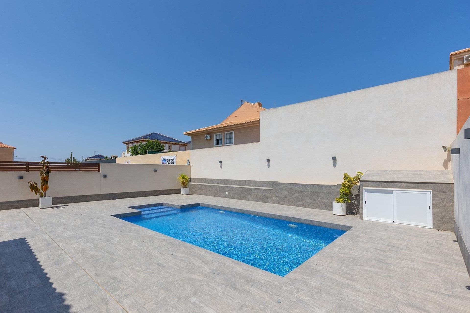 Wiederverkauf - Freistehende Villa -
Torrevieja - Aguas Nuevas