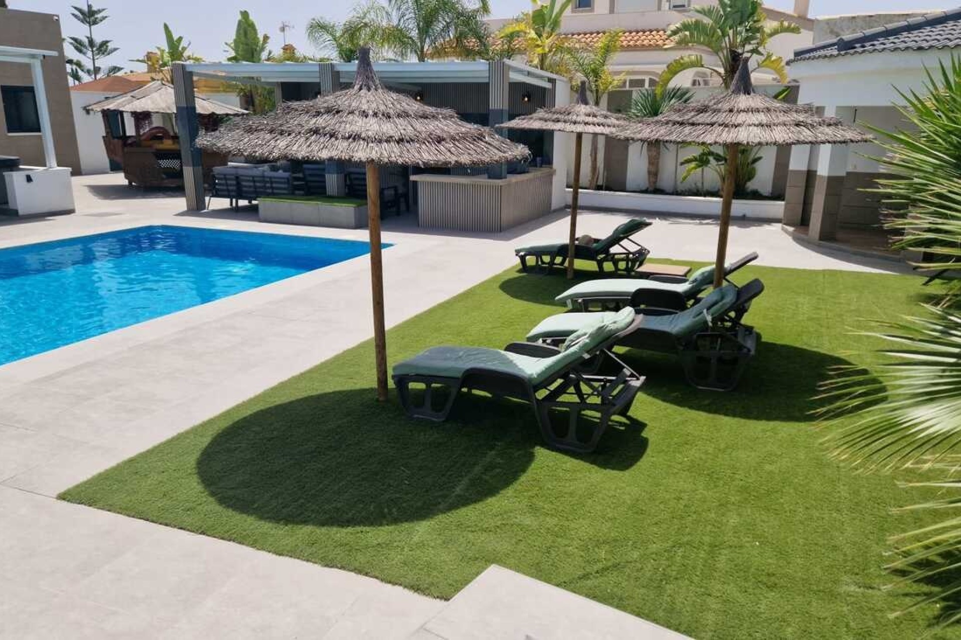 Wiederverkauf - Freistehende Villa -
Torrevieja - Costa Blanca