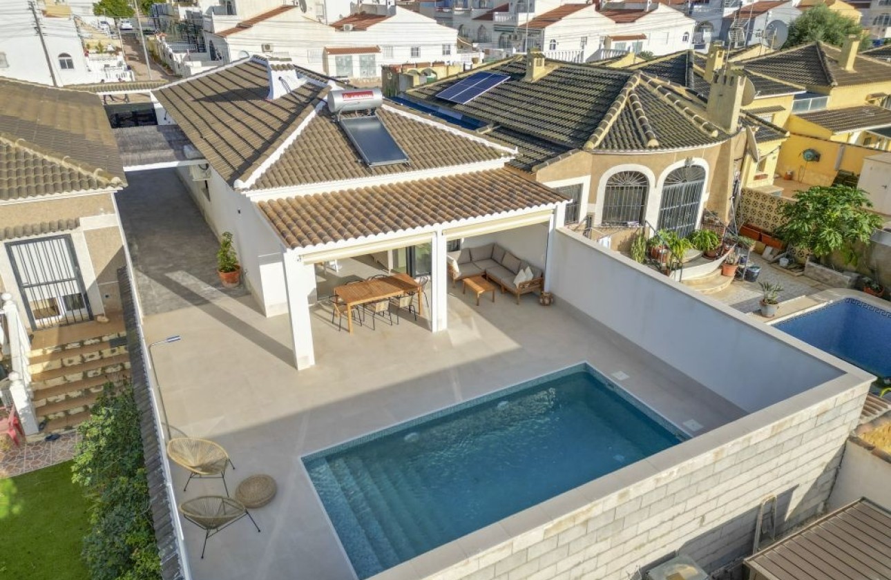 Wiederverkauf - Freistehende Villa -
Torrevieja - La Siesta