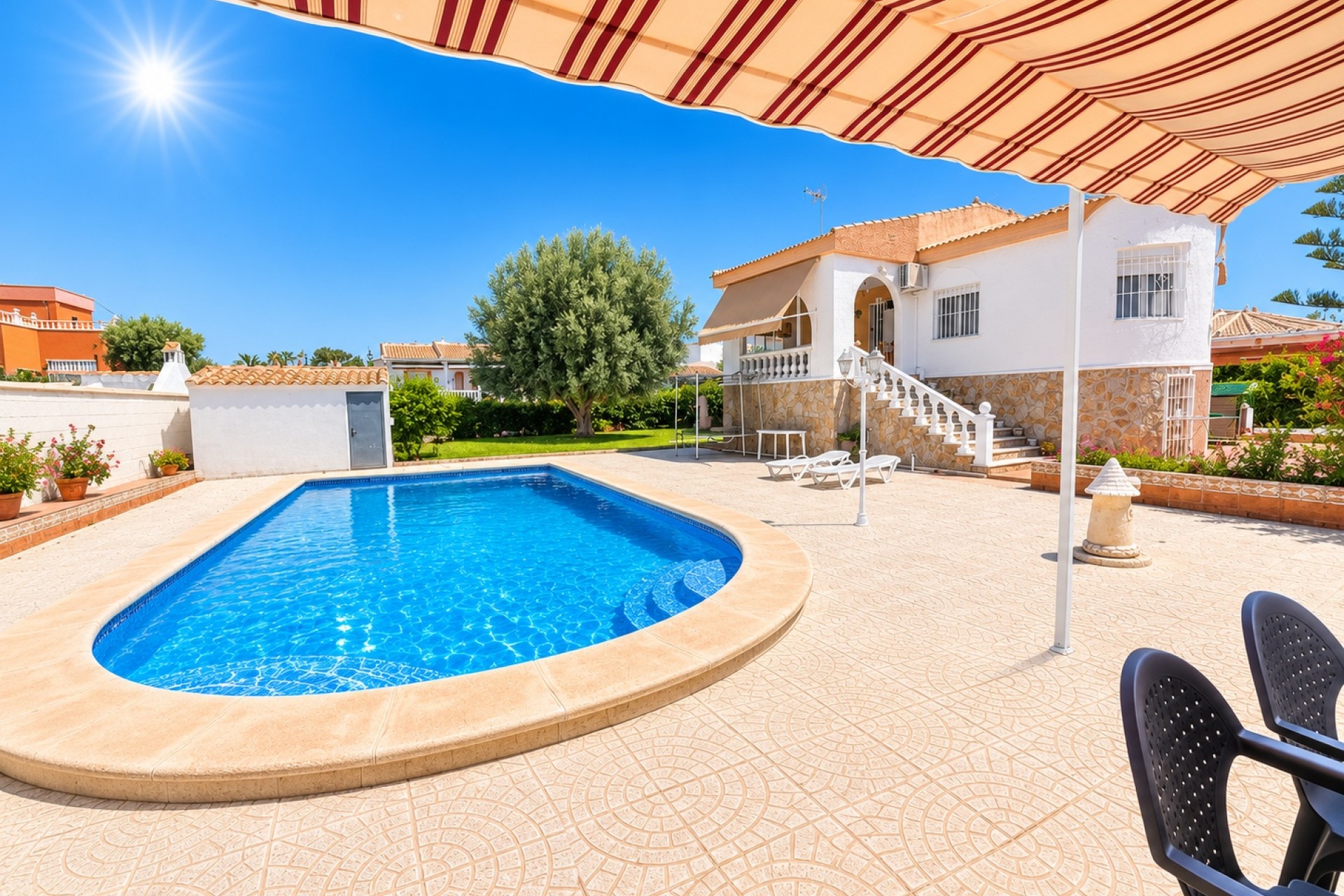 Wiederverkauf - Freistehende Villa -
Torrevieja - La Siesta