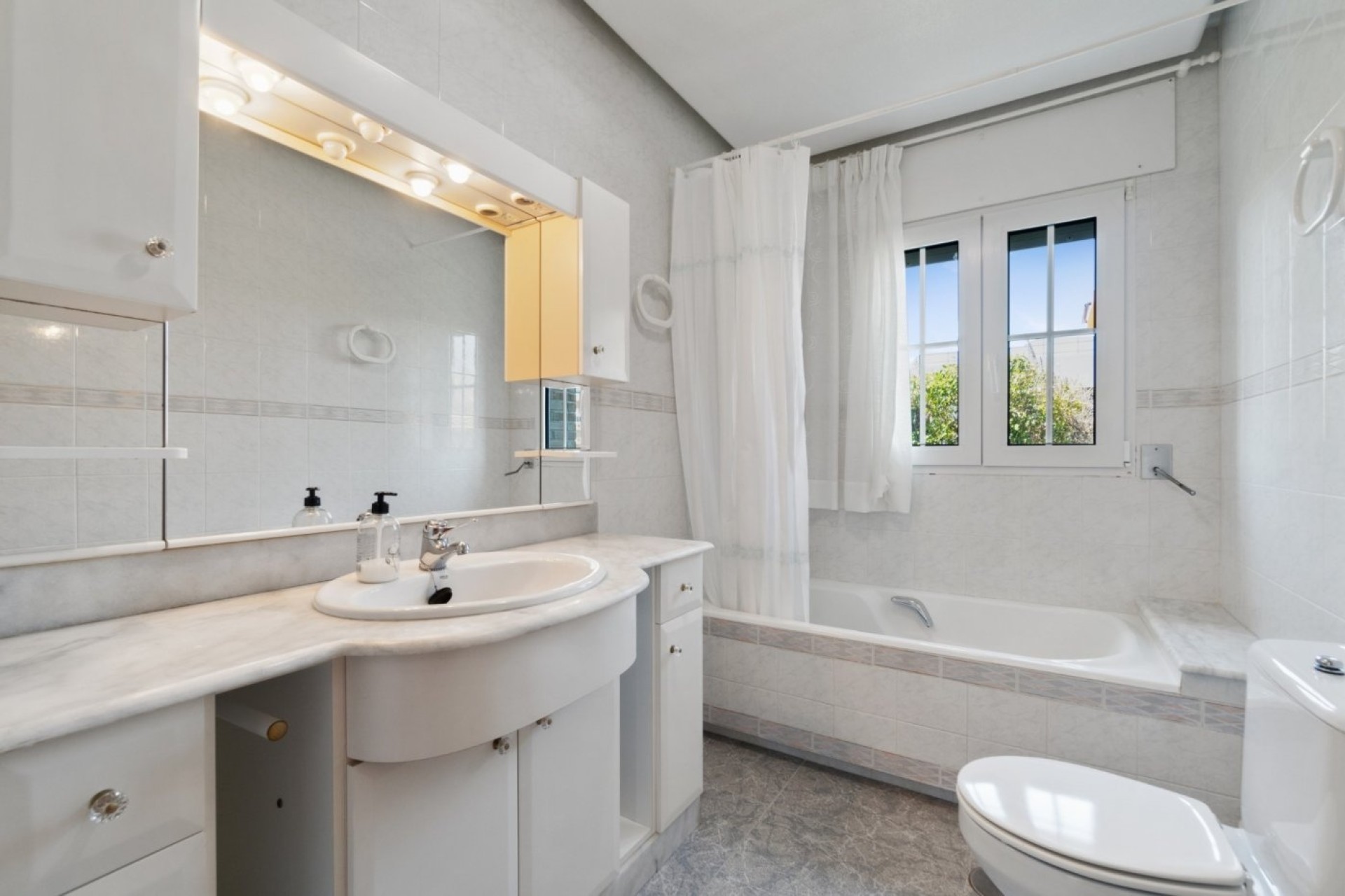 Wiederverkauf - Freistehende Villa -
Torrevieja - La veleta