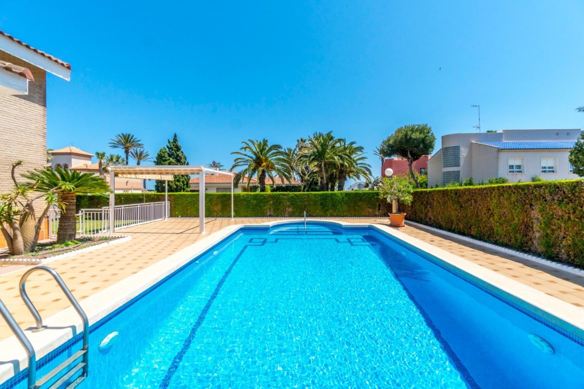 Wiederverkauf - Freistehende Villa -
Torrevieja - La veleta