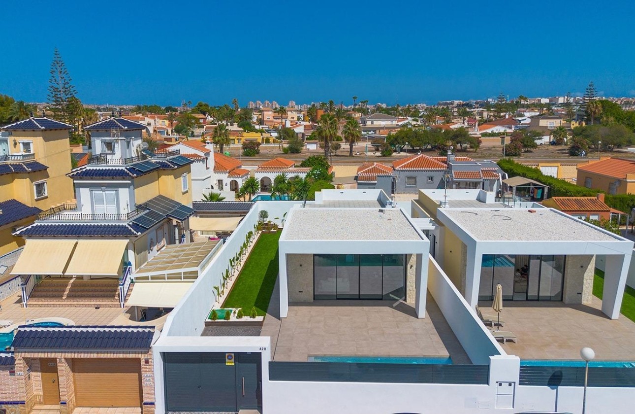 Wiederverkauf - Freistehende Villa -
Torrevieja - Los Balcones - Los Altos del Edén