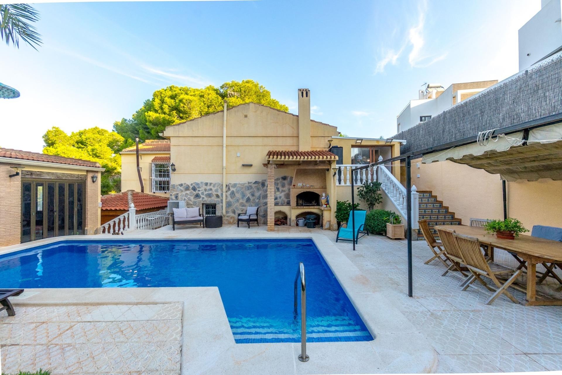 Wiederverkauf - Freistehende Villa -
Torrevieja - Los balcones