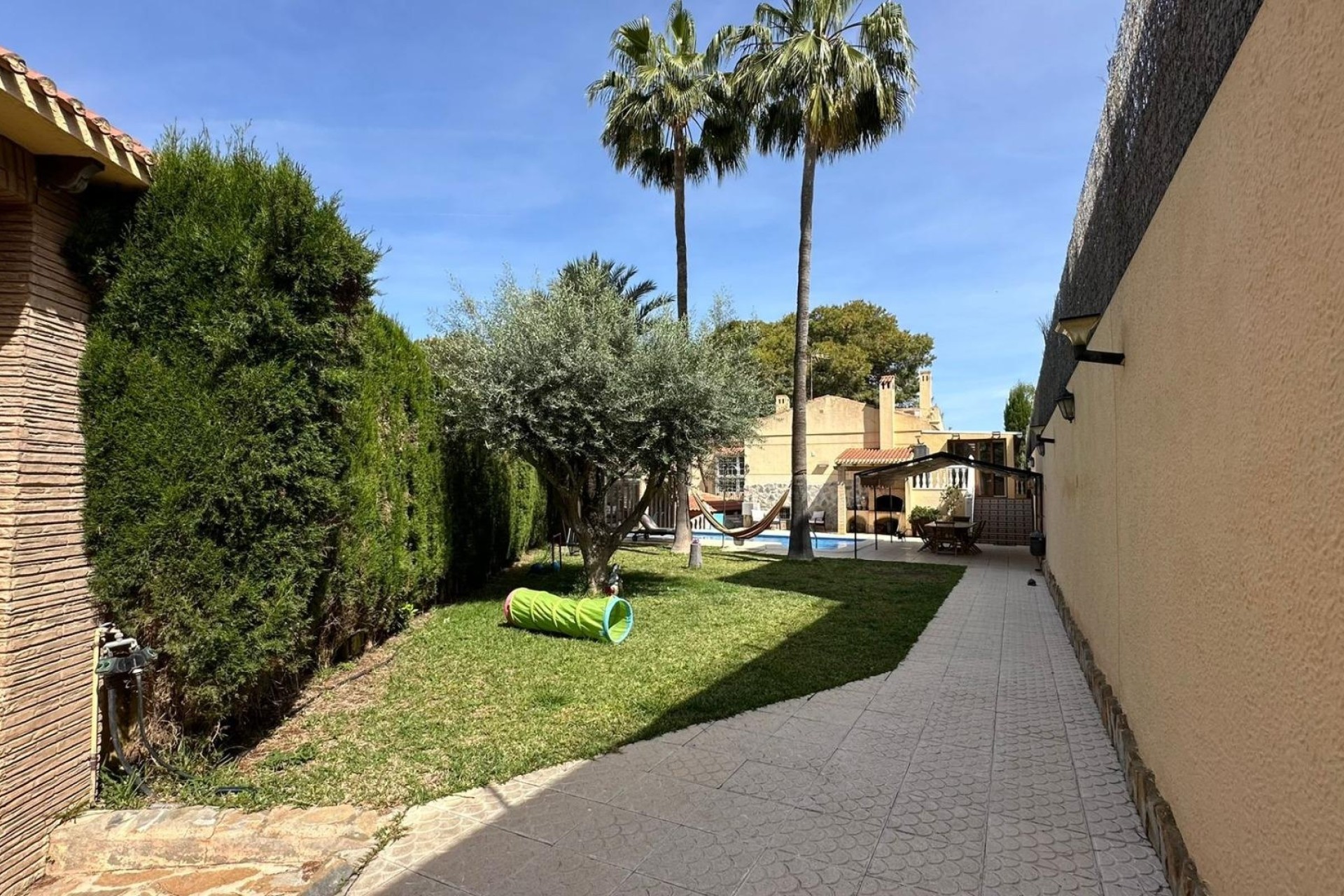 Wiederverkauf - Freistehende Villa -
Torrevieja - Los Balcones