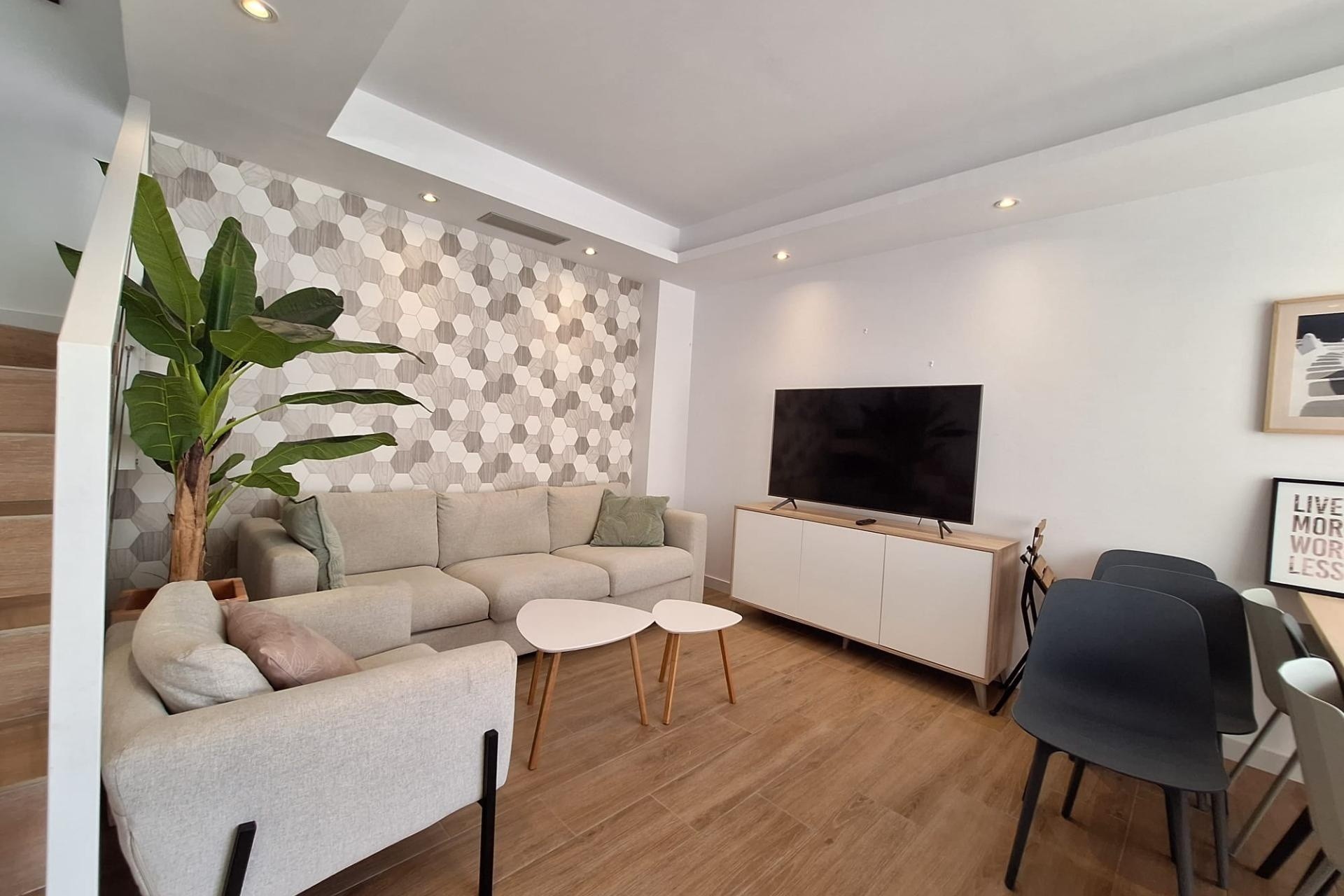 Wiederverkauf - Freistehende Villa -
Torrevieja - Los Frutales