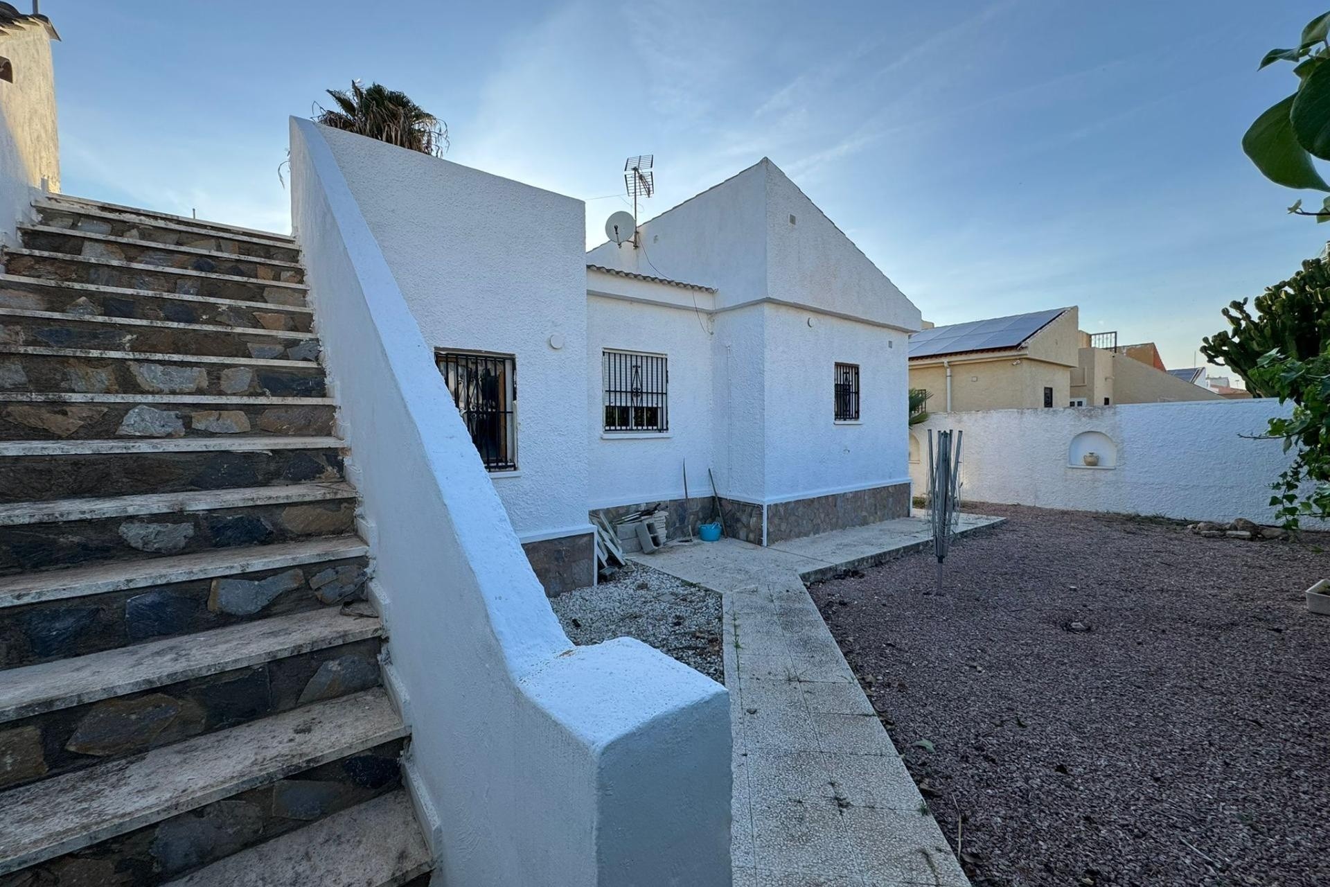 Wiederverkauf - Freistehende Villa -
Torrevieja - San luis