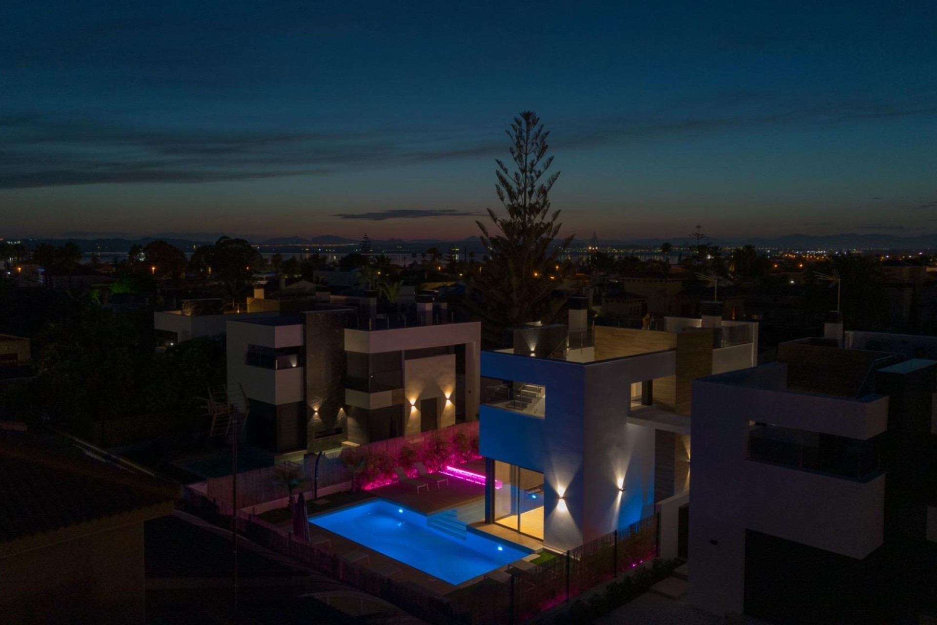 Wiederverkauf - Freistehende Villa -
Torrevieja - Torreta florida