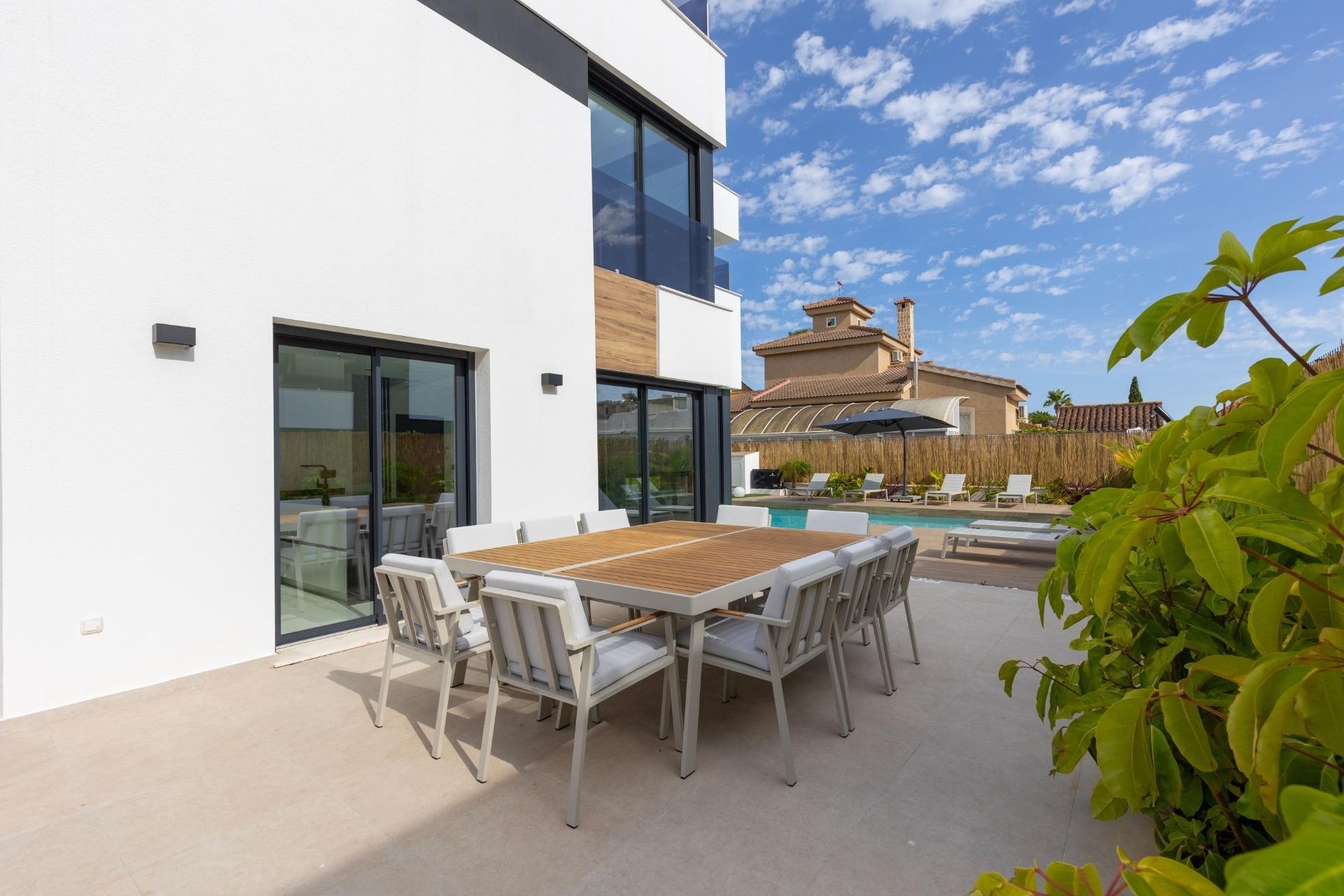 Wiederverkauf - Freistehende Villa -
Torrevieja - Torreta florida