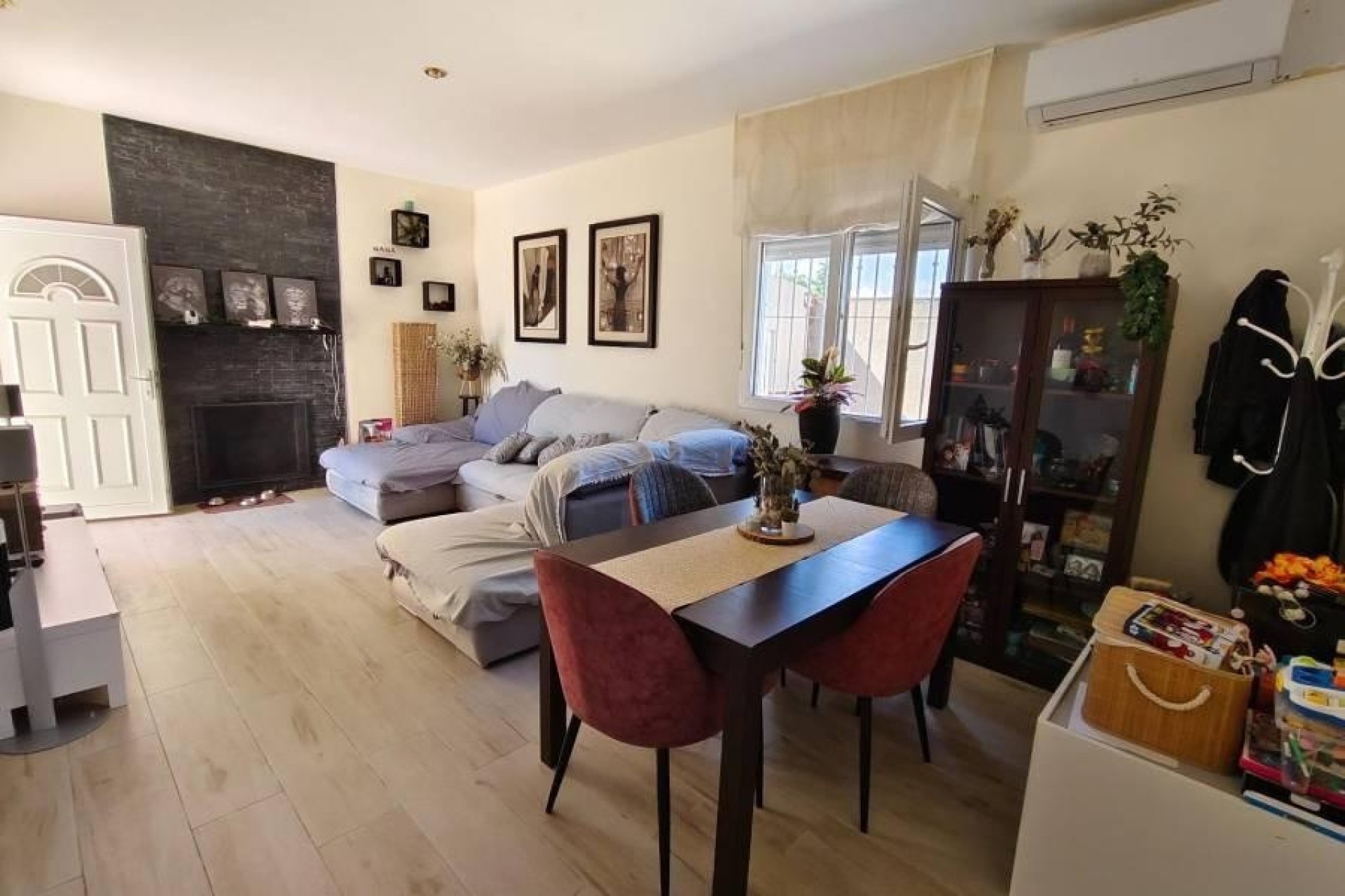 Wiederverkauf - Freistehende Villa -
Torrevieja - Torreta florida