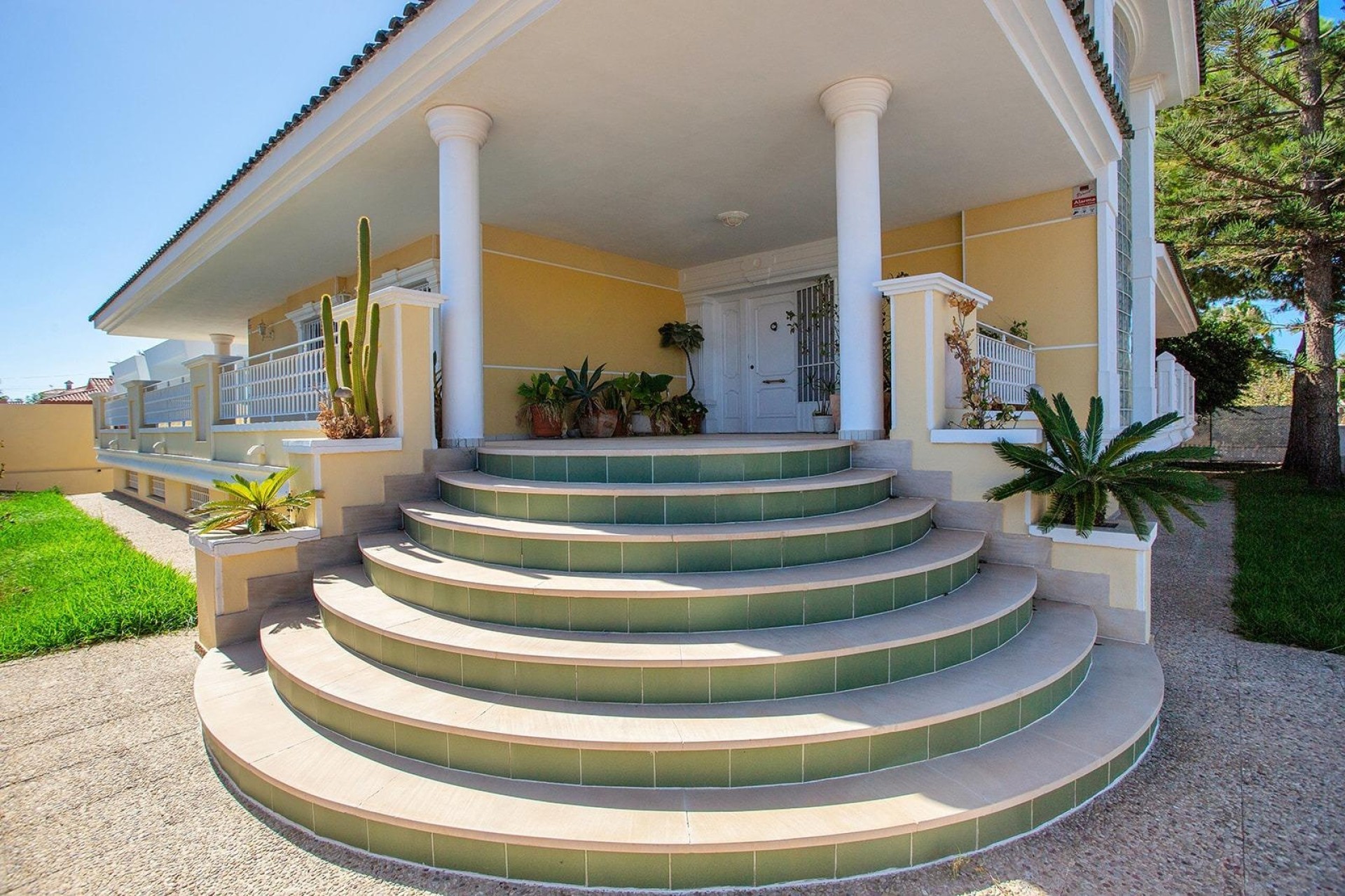 Wiederverkauf - Freistehende Villa -
Torrevieja - Torreta florida