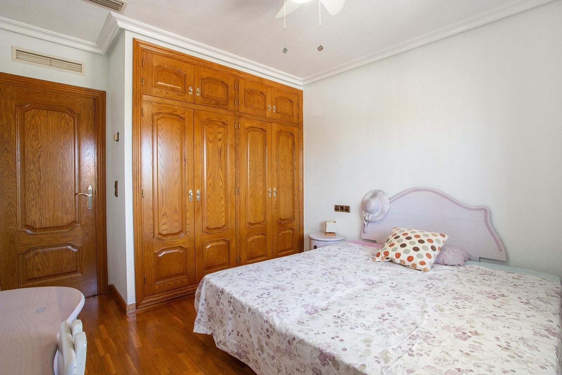 Wiederverkauf - Freistehende Villa -
Torrevieja - Torreta florida