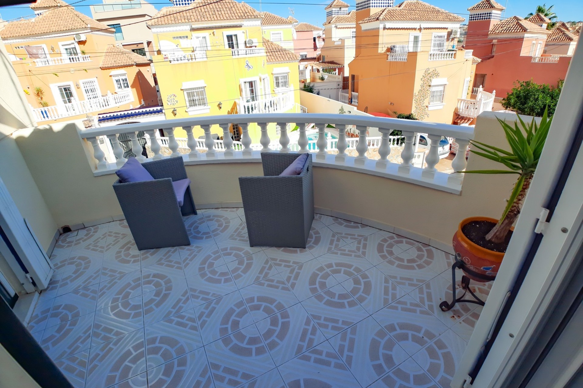 Wiederverkauf - Freistehende Villa -
Villamartín - Costa Blanca