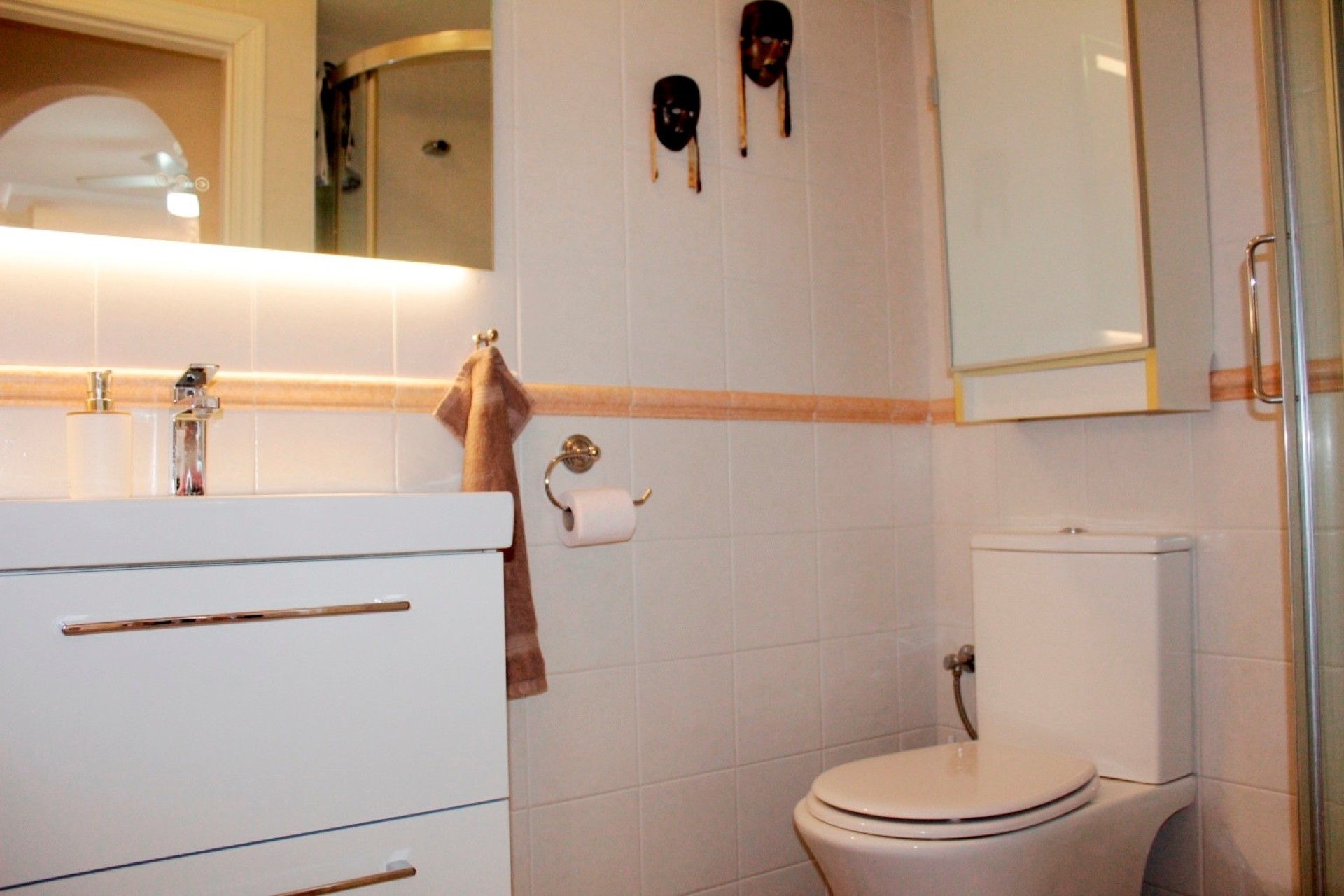 Wiederverkauf - Freistehende Villa -
Villamartín - Costa Blanca