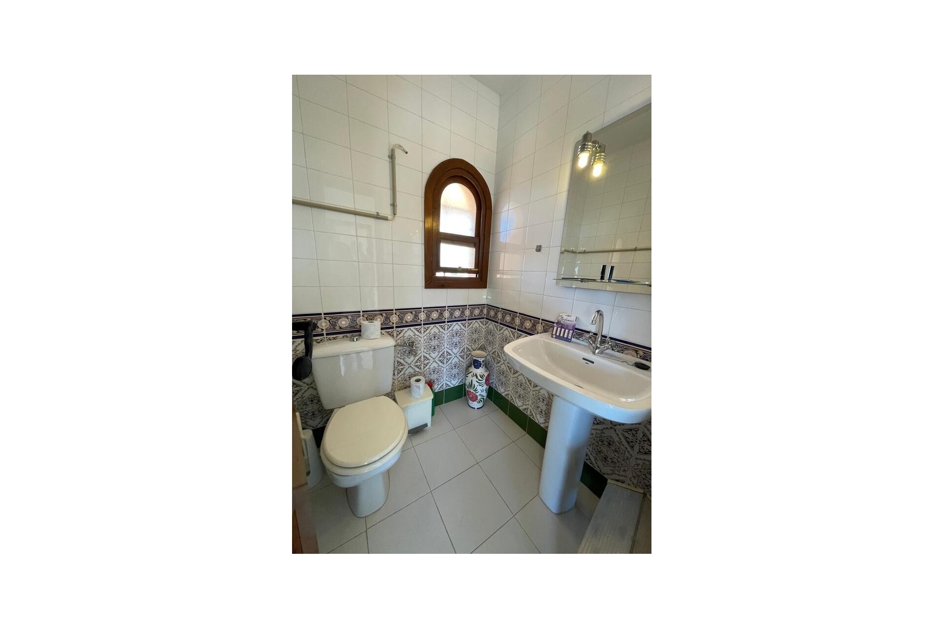 Wiederverkauf - Freistehende Villa -
Villamartín - Costa Blanca