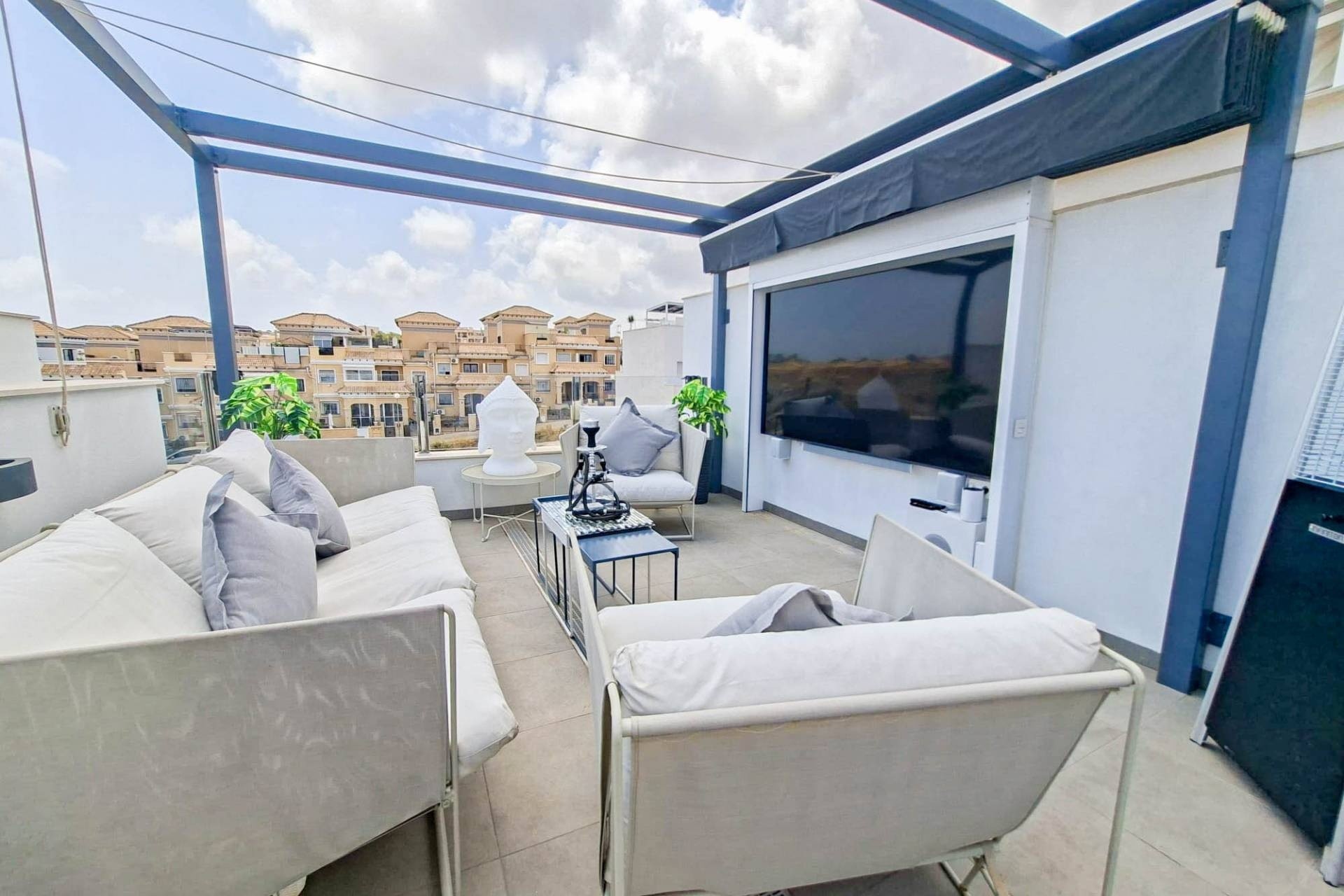 Wiederverkauf - Freistehende Villa -
Villamartín