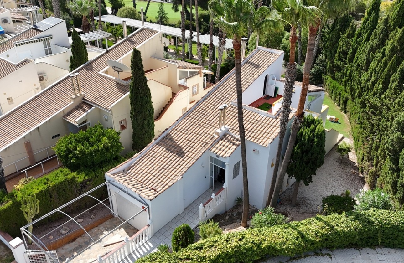 Wiederverkauf - Freistehende Villa -
Villamartín