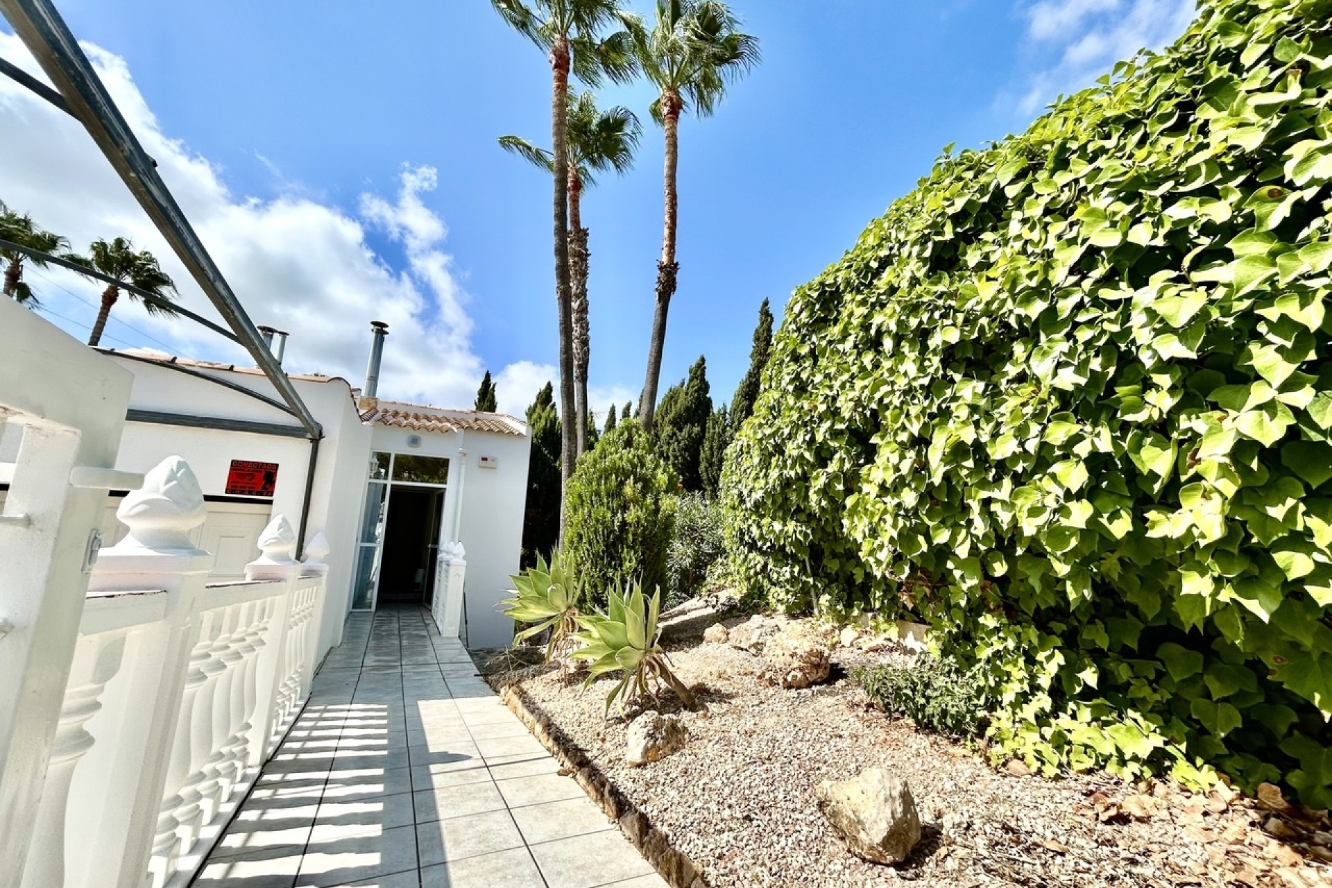 Wiederverkauf - Freistehende Villa -
Villamartín