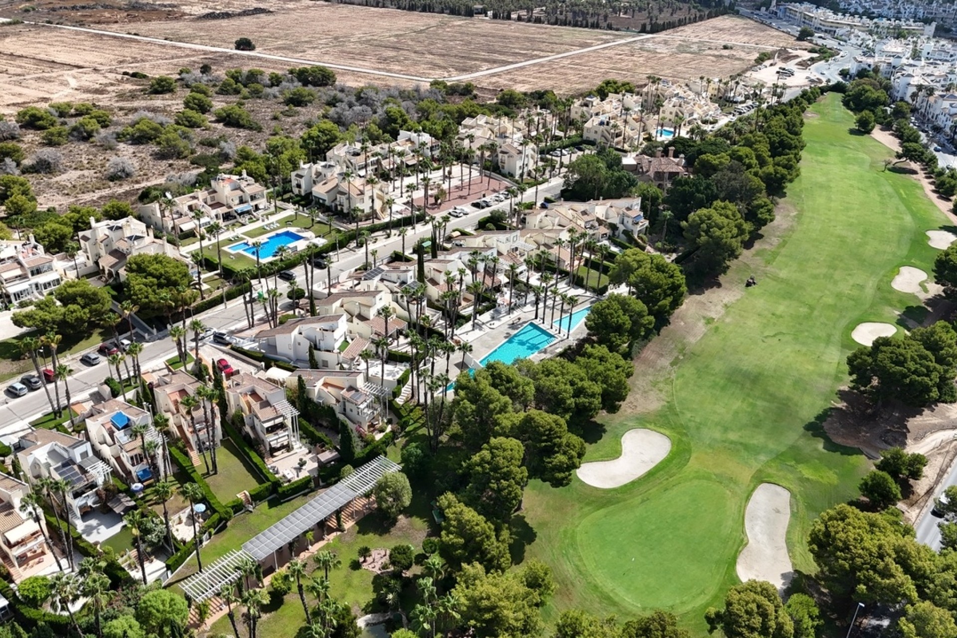 Wiederverkauf - Freistehende Villa -
Villamartín