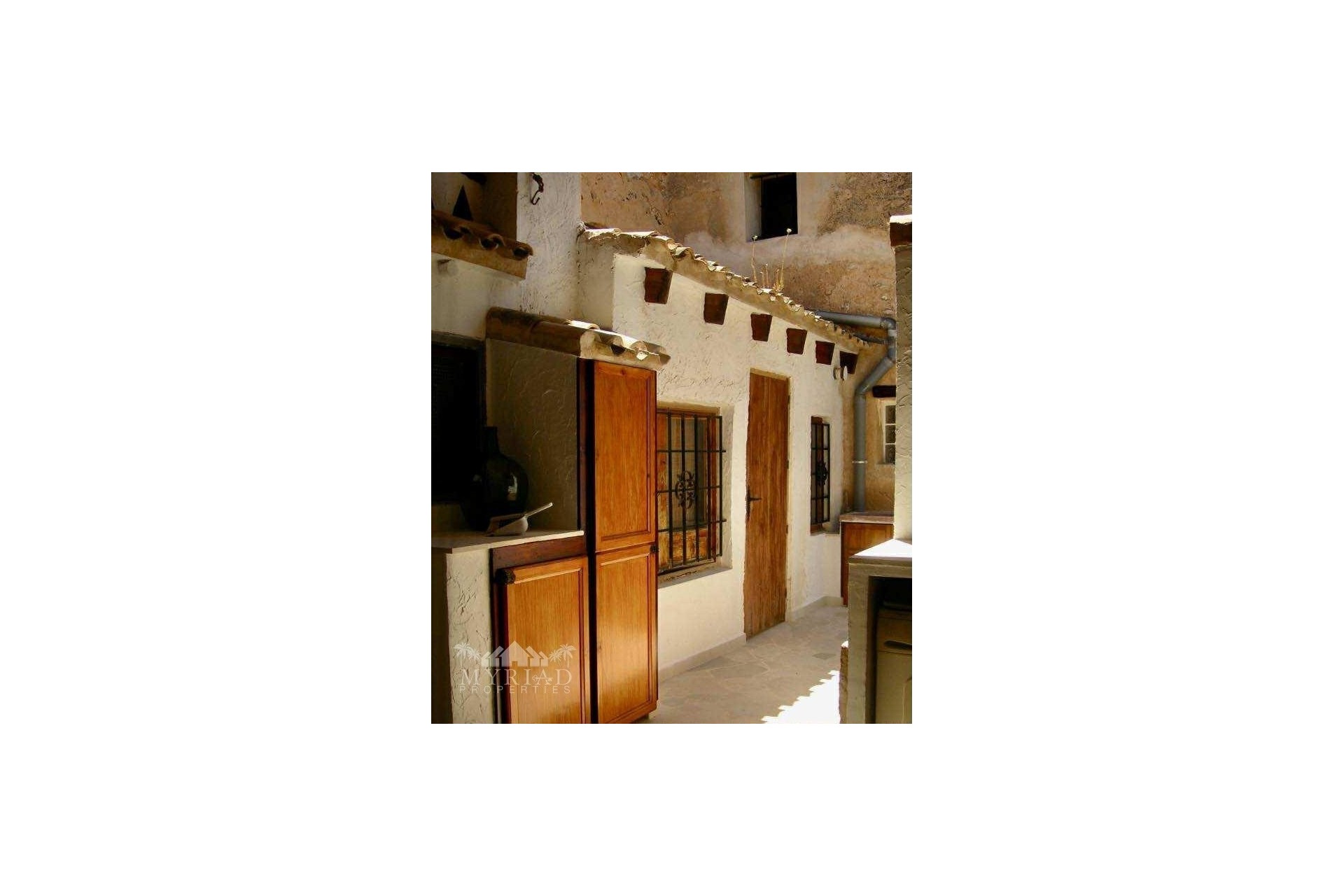 Wiederverkauf - Freistehende Villa -
Yecla - Yecla Murcia