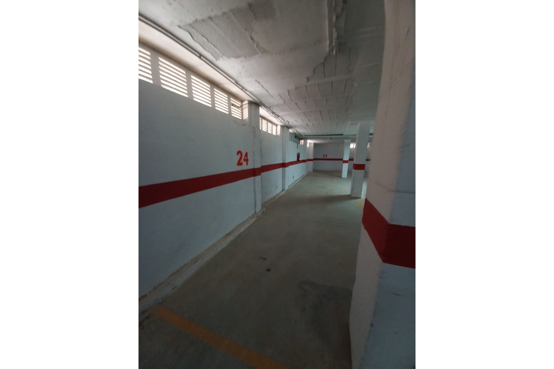 Wiederverkauf - Garage -
La Mata - La Mata, Torrevieja