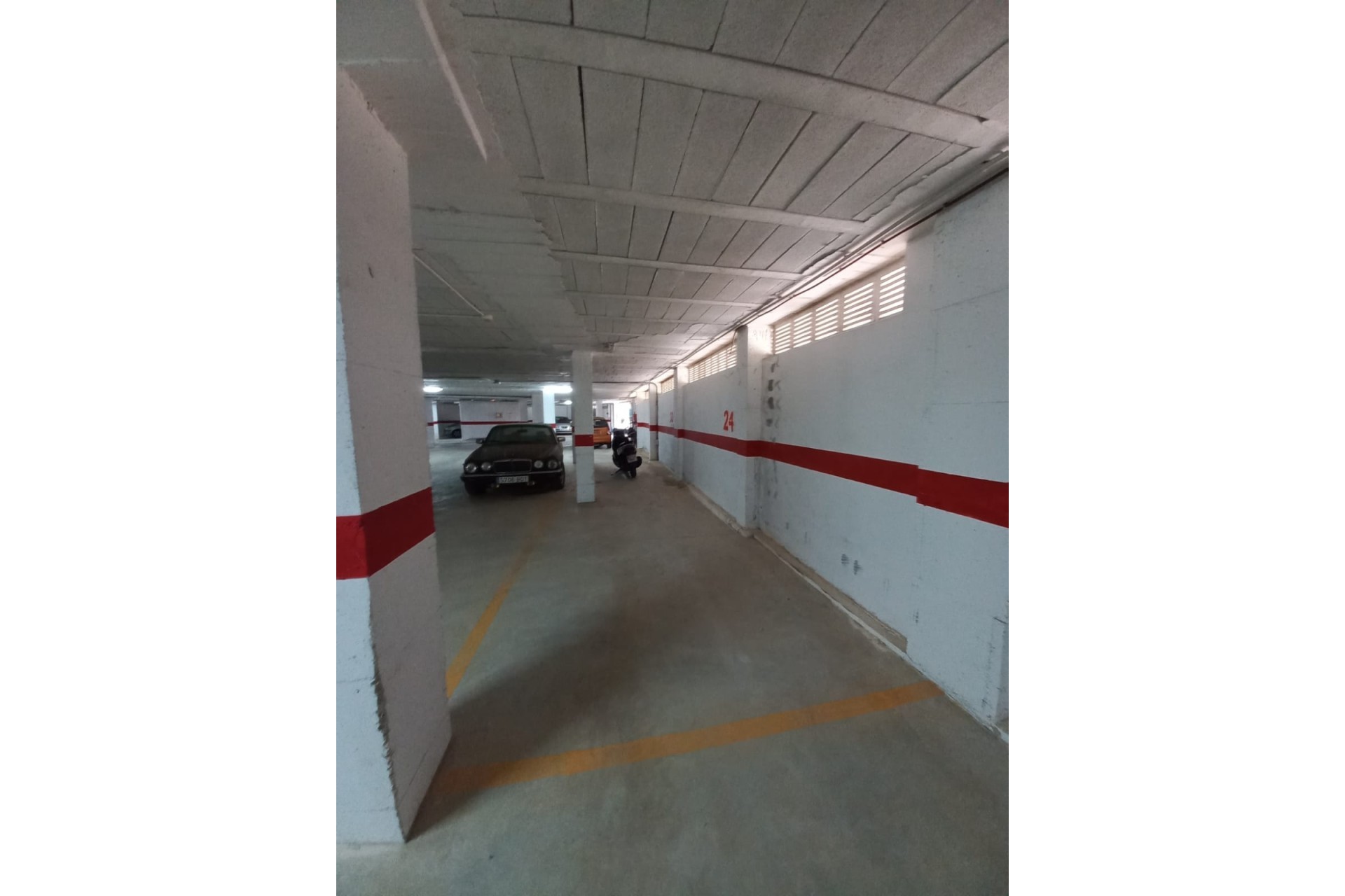 Wiederverkauf - Garage -
La Mata - La Mata, Torrevieja