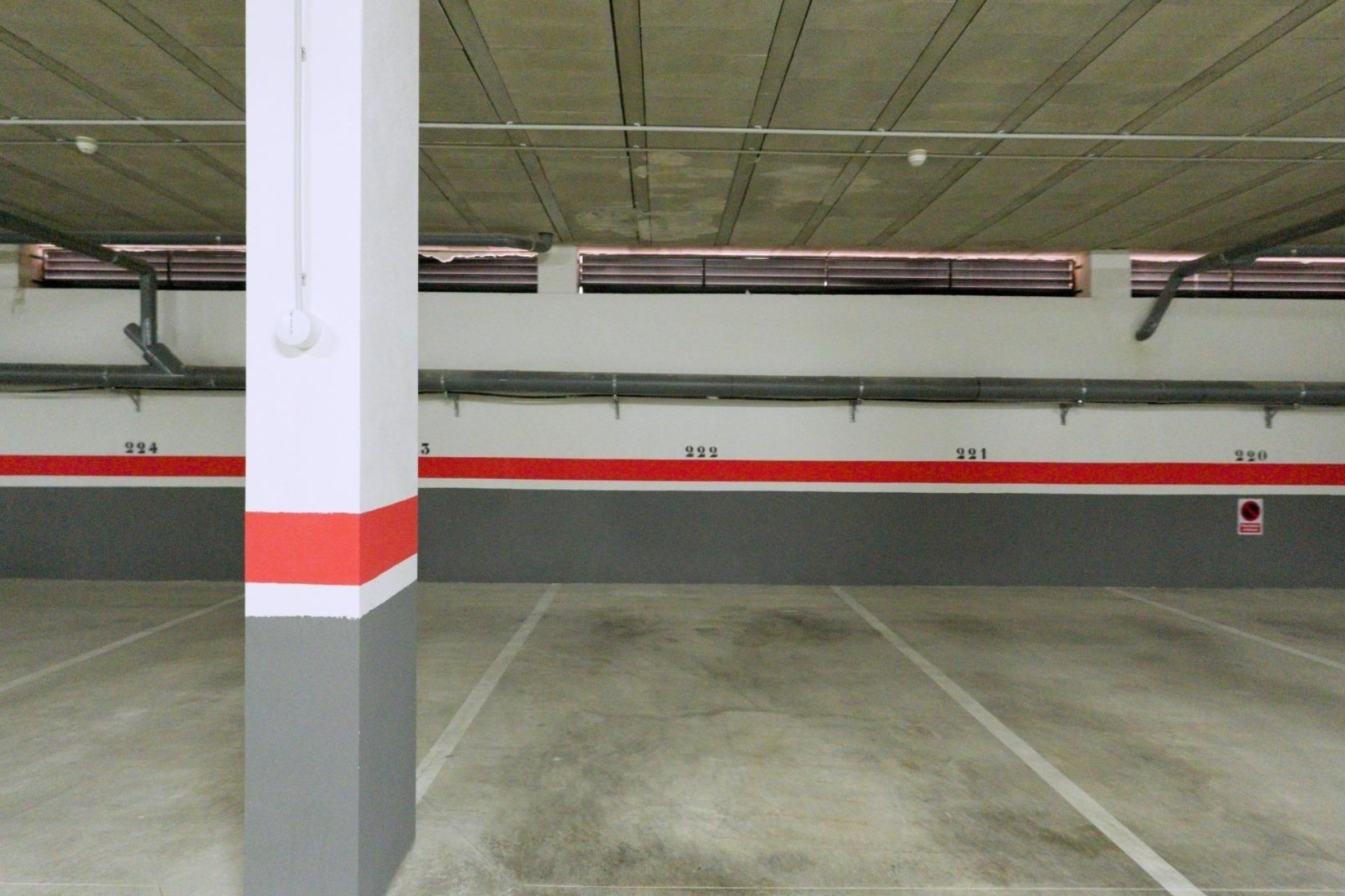 Wiederverkauf - Garage -
Torrevieja - Centro