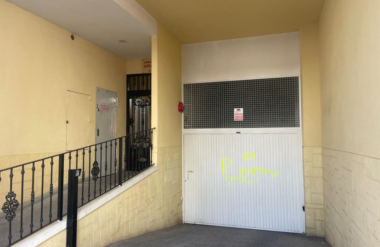 Wiederverkauf - Garage -
Torrevieja - Playa del Cura