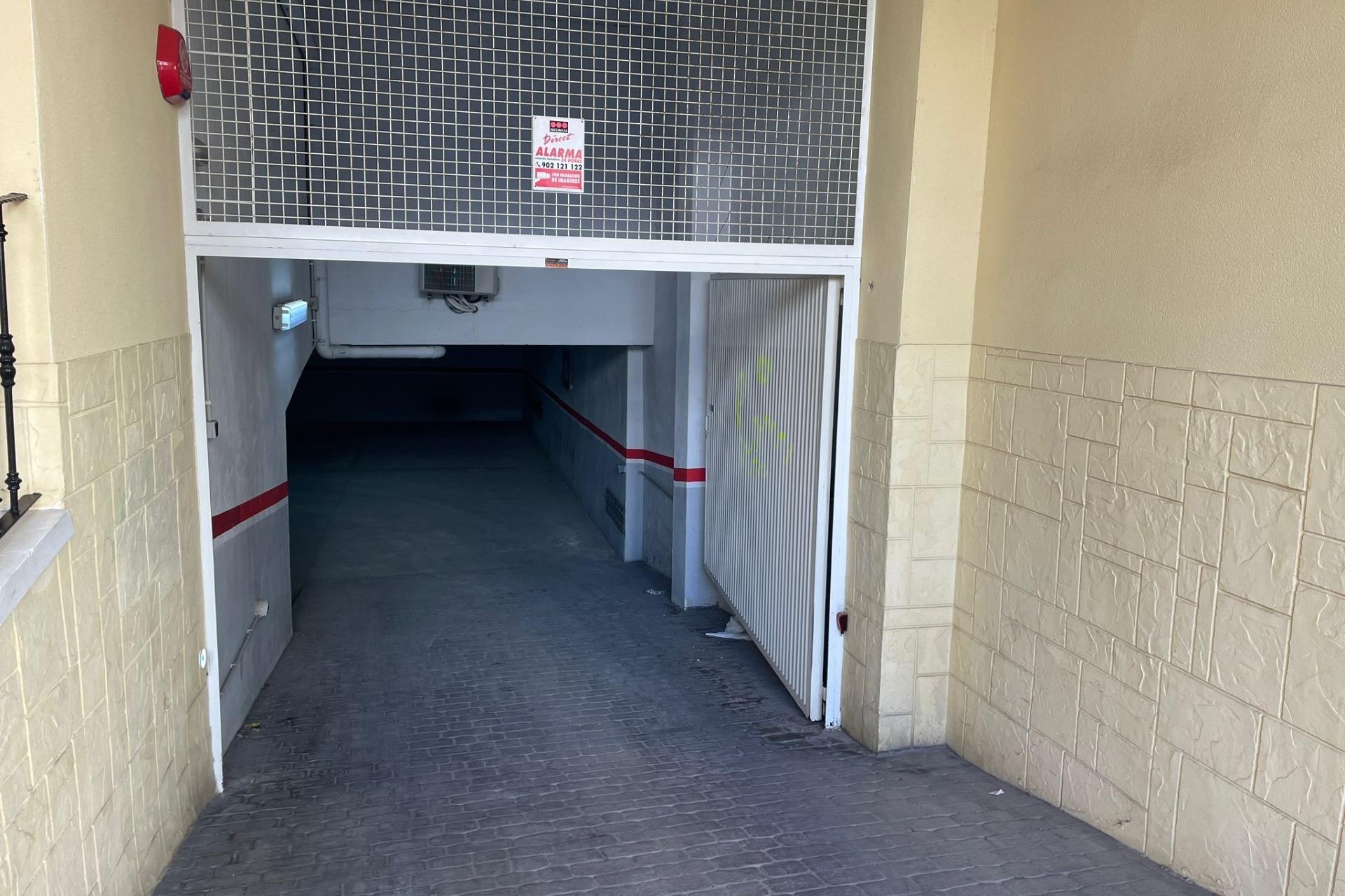 Wiederverkauf - Garage -
Torrevieja - Playa del Cura