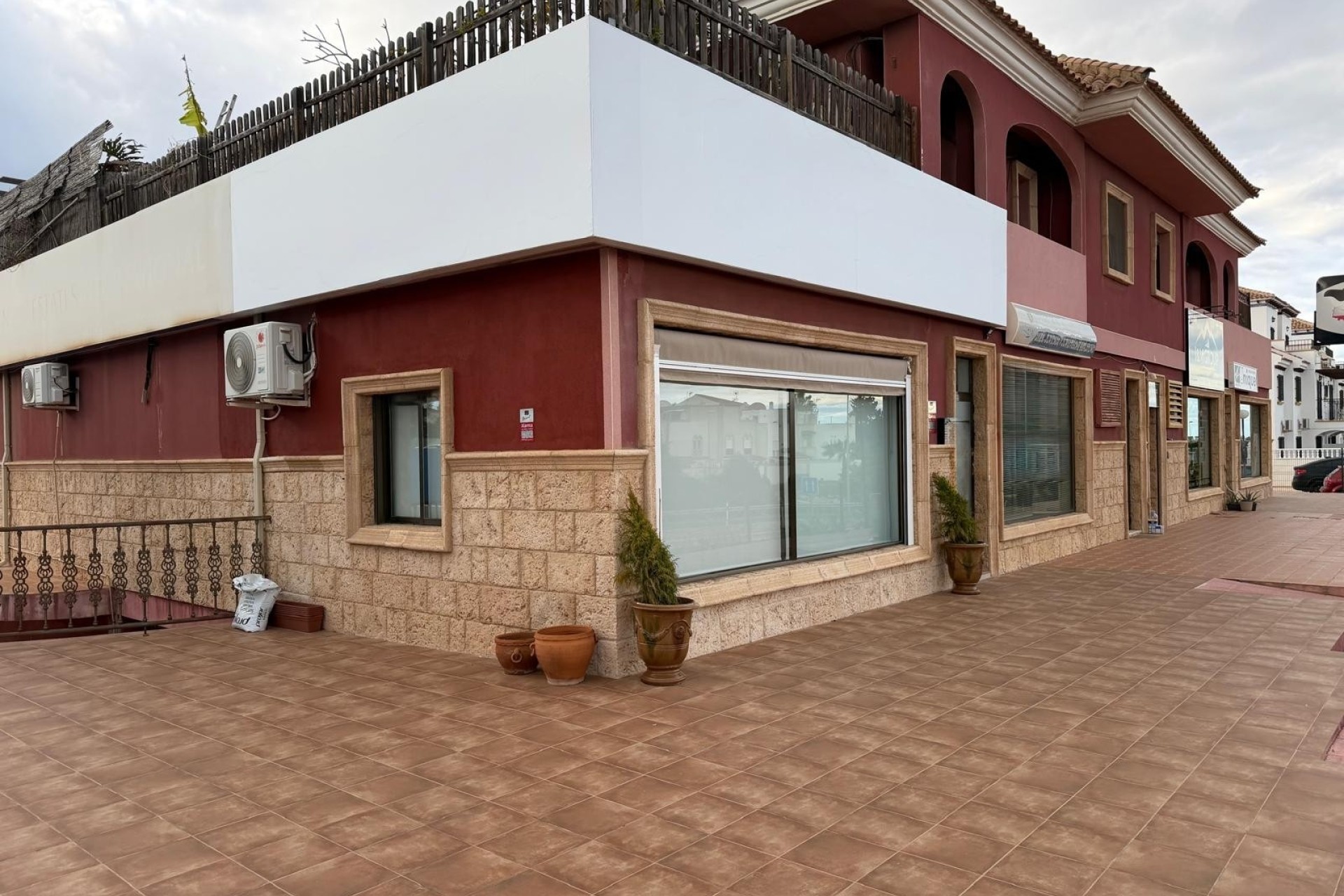 Wiederverkauf - Kommerziell -
Orihuela Costa - La Zenia