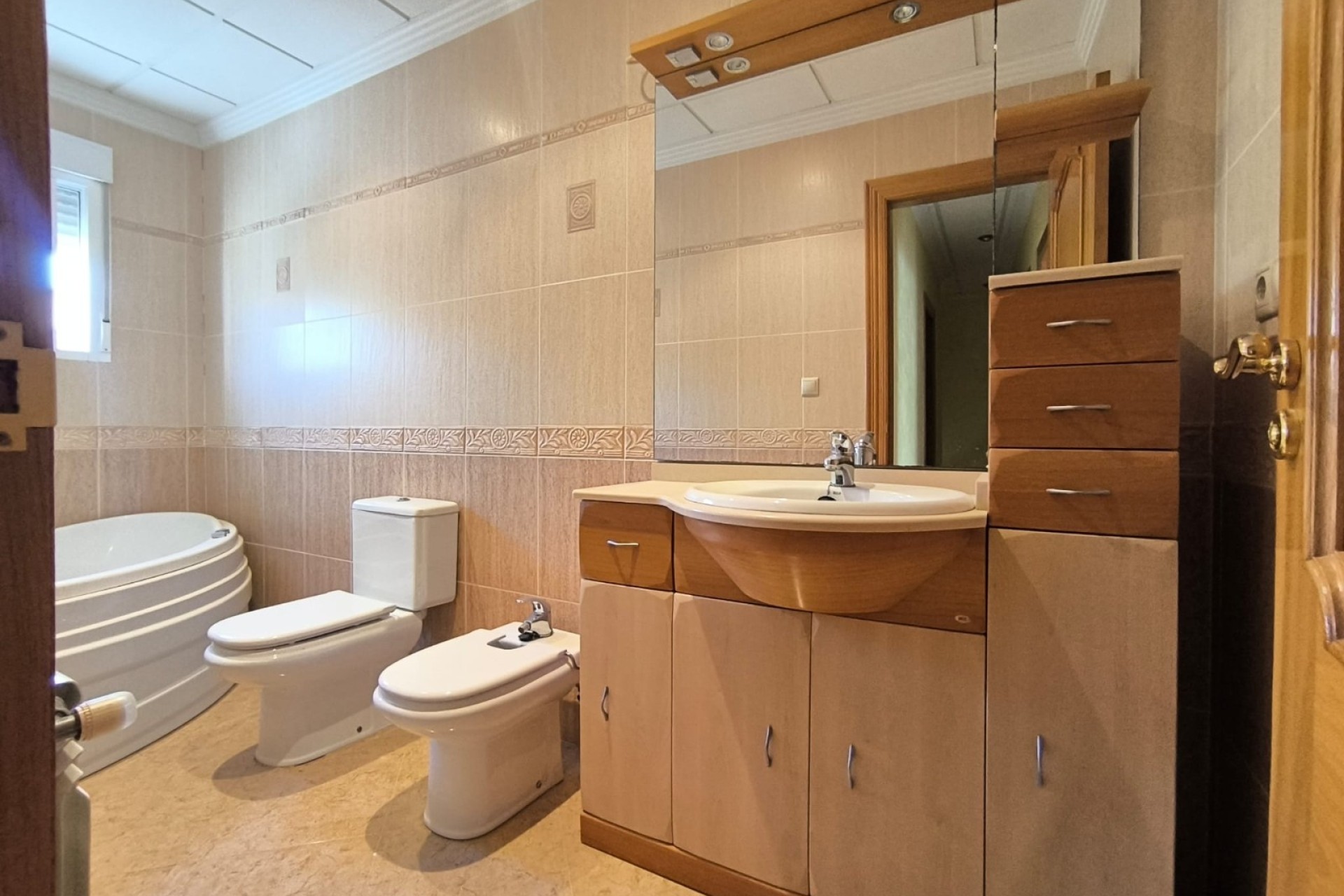 Wiederverkauf - Reihenhaus -
Algueña - Inland