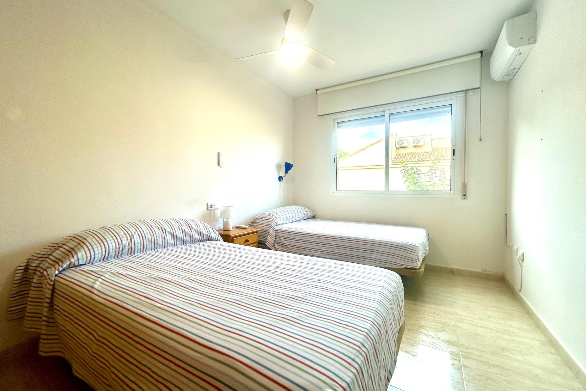 Wiederverkauf - Reihenhaus -
Dehesa de Campoamor - Campoamor