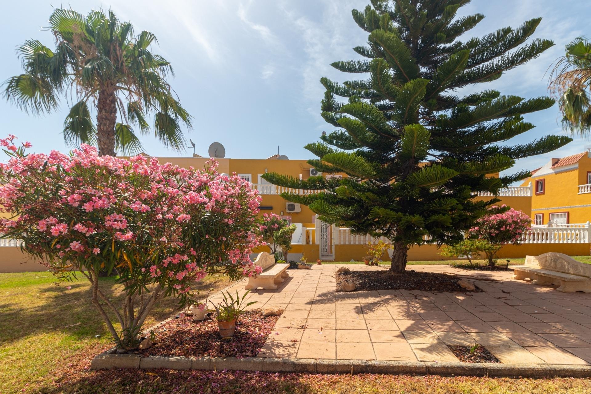 Wiederverkauf - Reihenhaus -
Orihuela Costa - La Regia