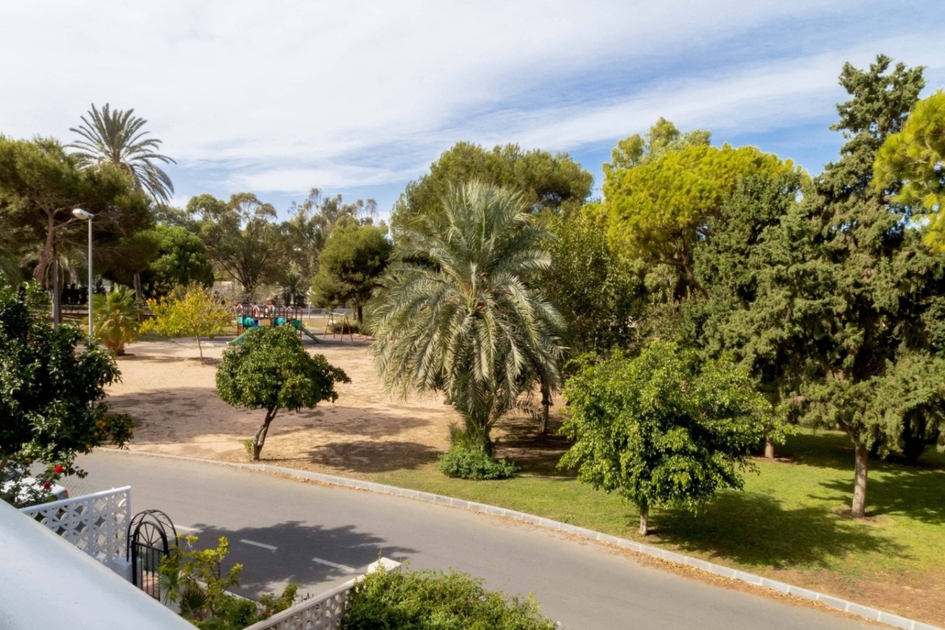 Wiederverkauf - Reihenhaus -
Orihuela Costa - La Zenia