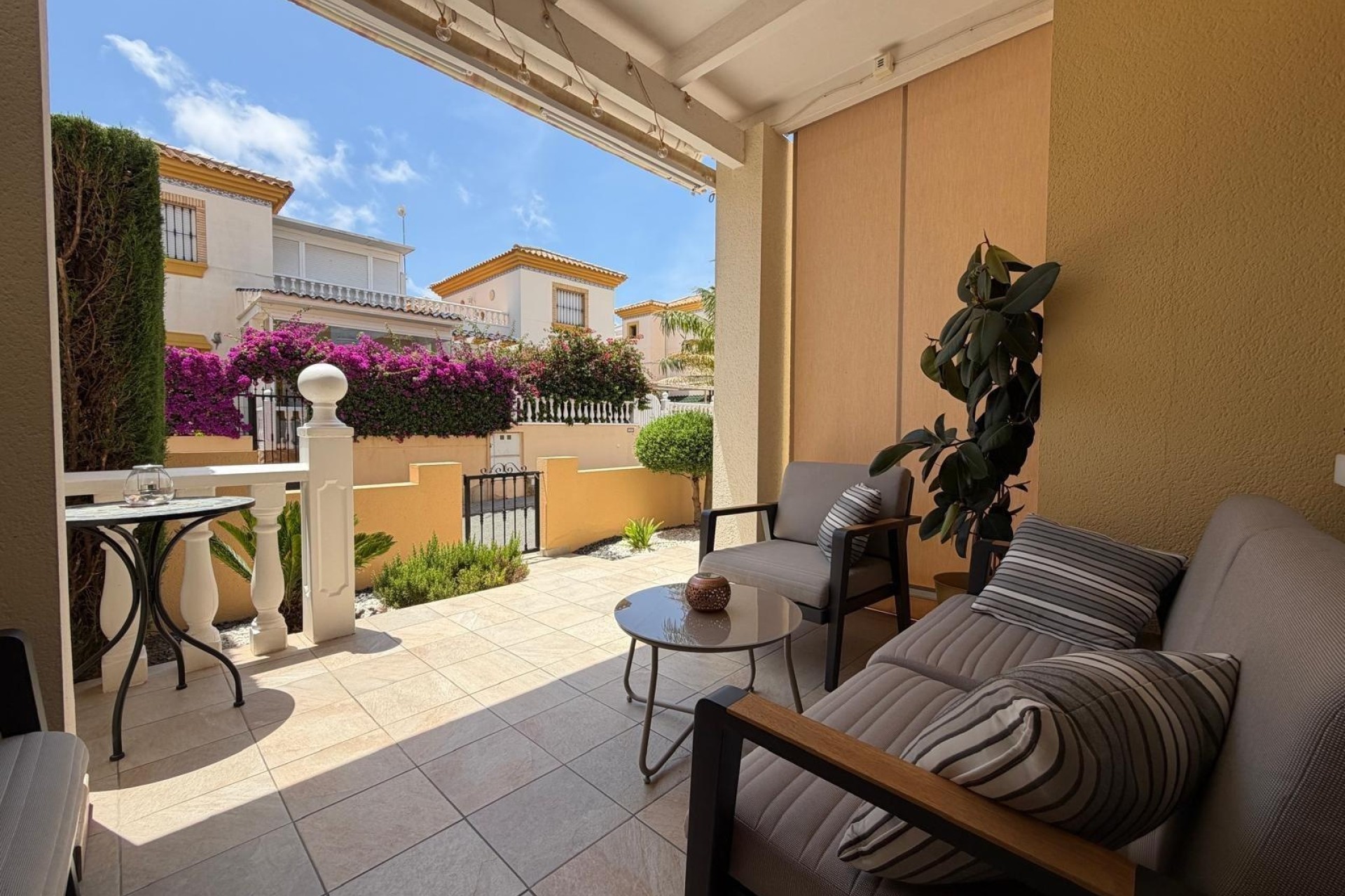 Wiederverkauf - Reihenhaus -
Orihuela Costa - Los Dolses
