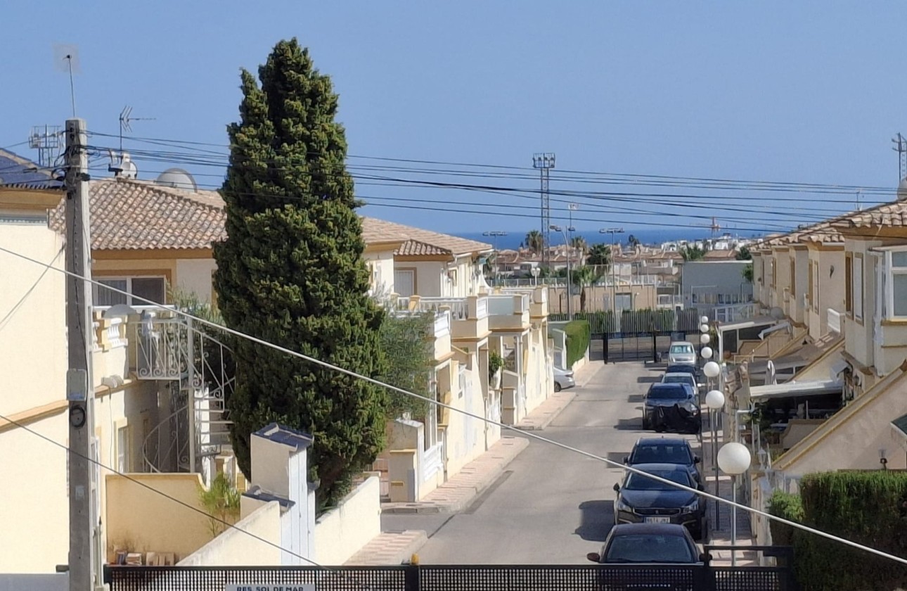 Wiederverkauf - Reihenhaus -
Orihuela - Playa Flamenca
